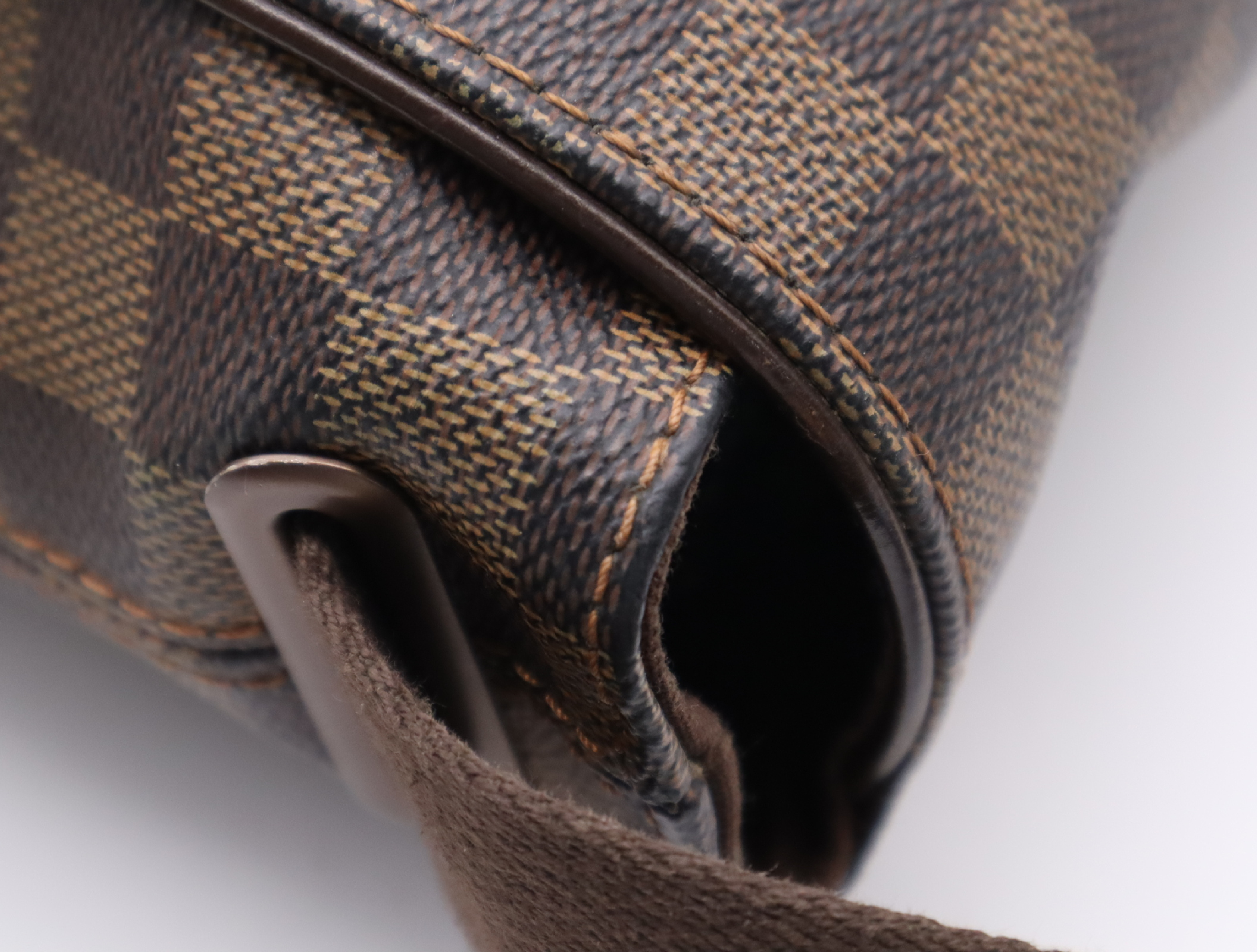 N51212 Damier Brooklyn GM Shoulder Bag — view 8
