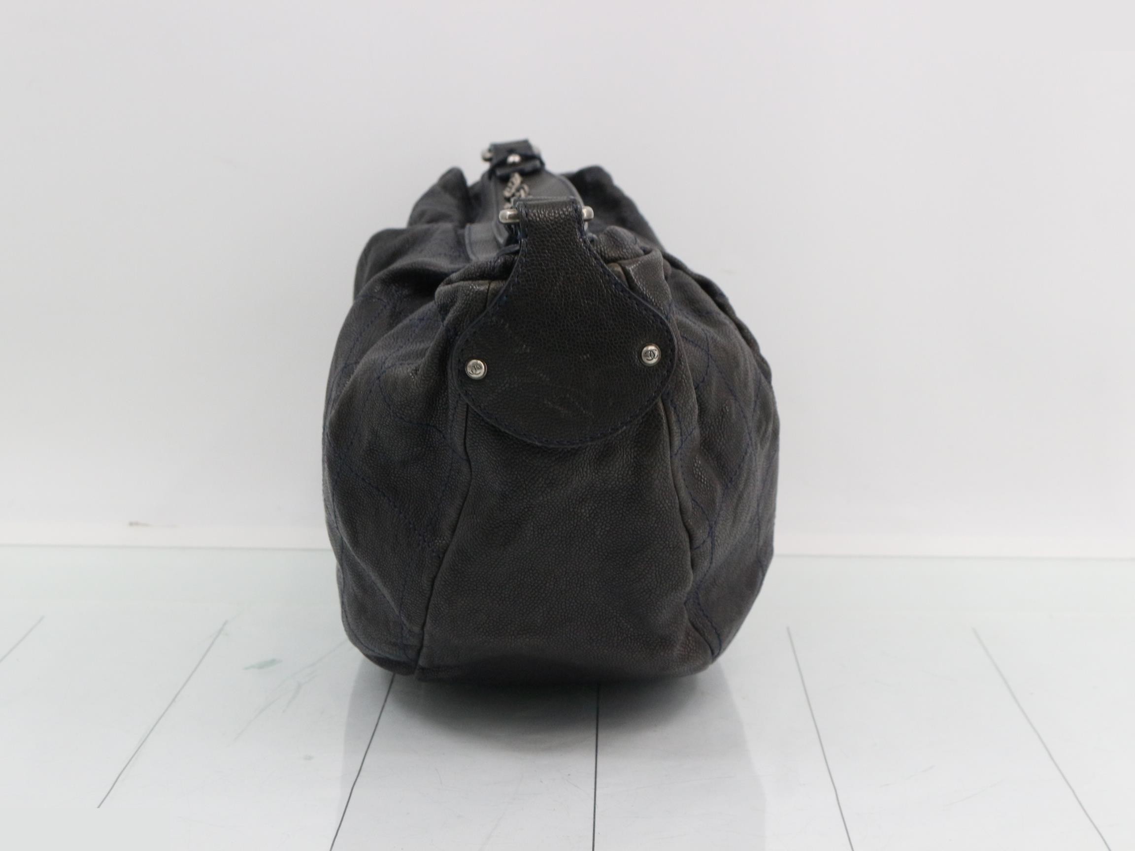 Wild Stitch One-Shoulder Bag, Caviar Leather, Black — view 4