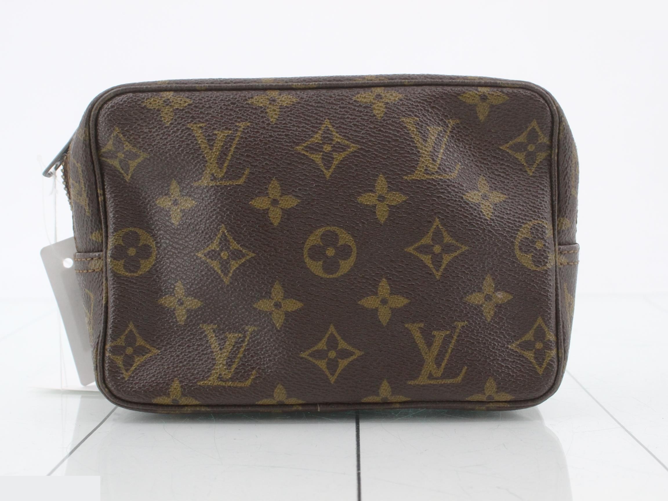 Monogram Trousseau Toilette 18