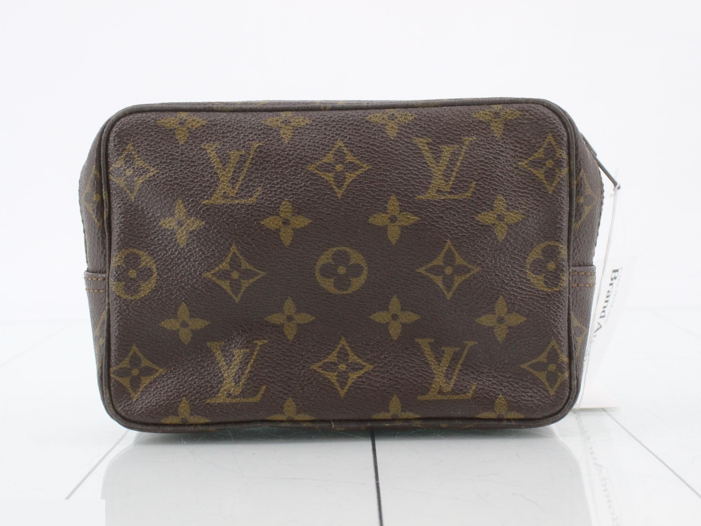 Monogram Trousseau Toilette 18 — view 2