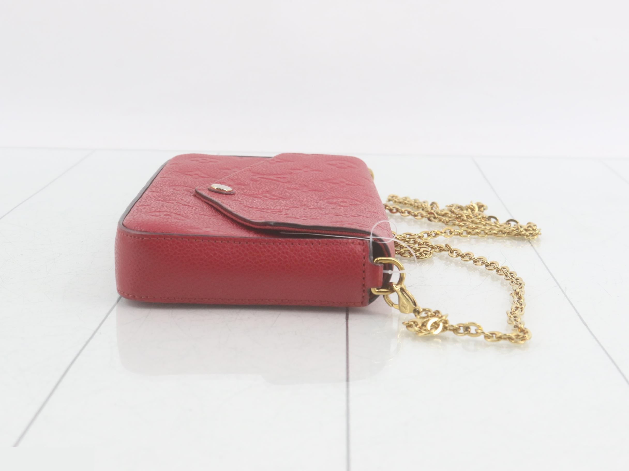 Red shoulder bag — view 3