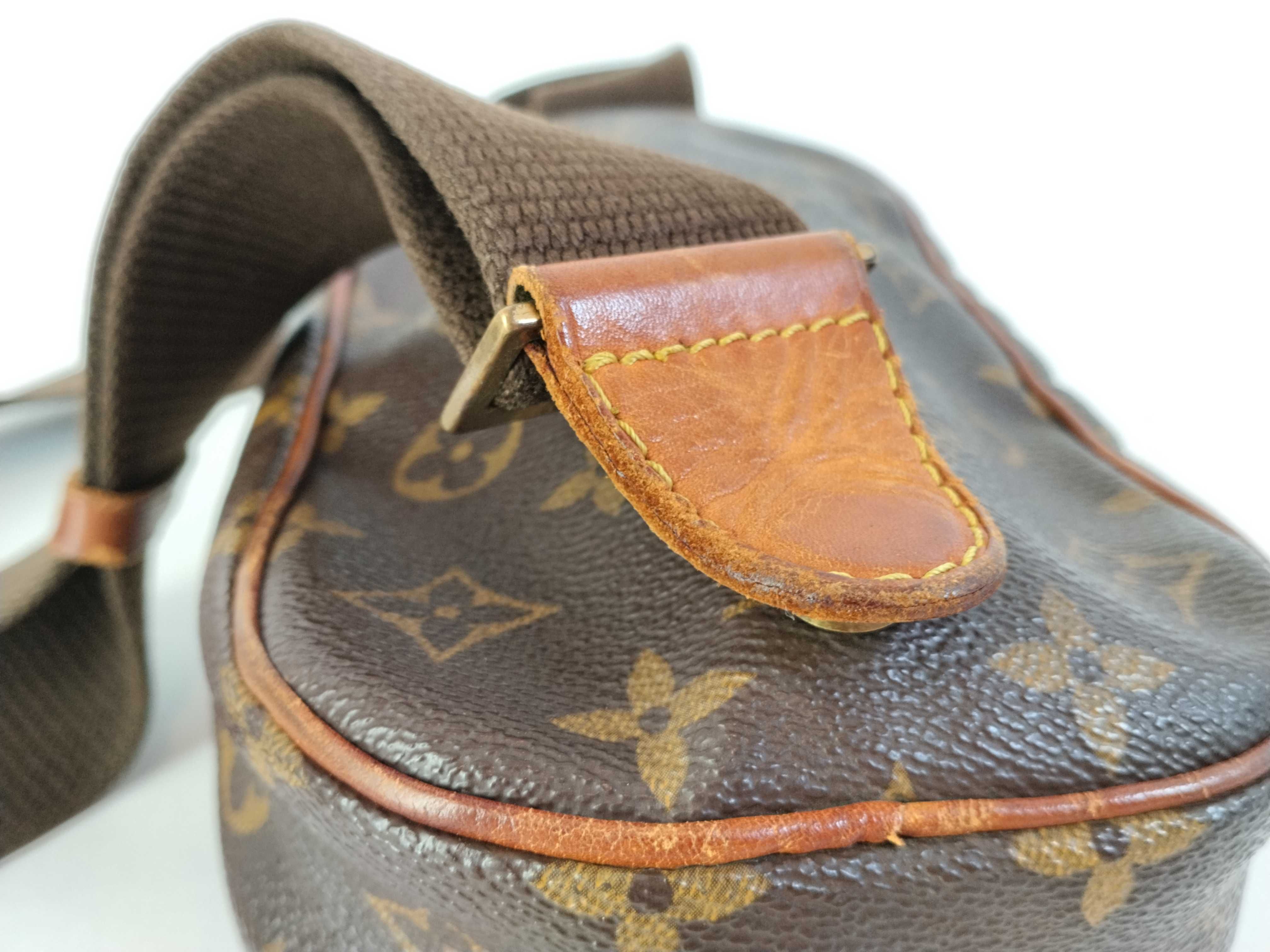 Monogram Pochette Gange M51870 CA0014 Shoulder Bag — view 6