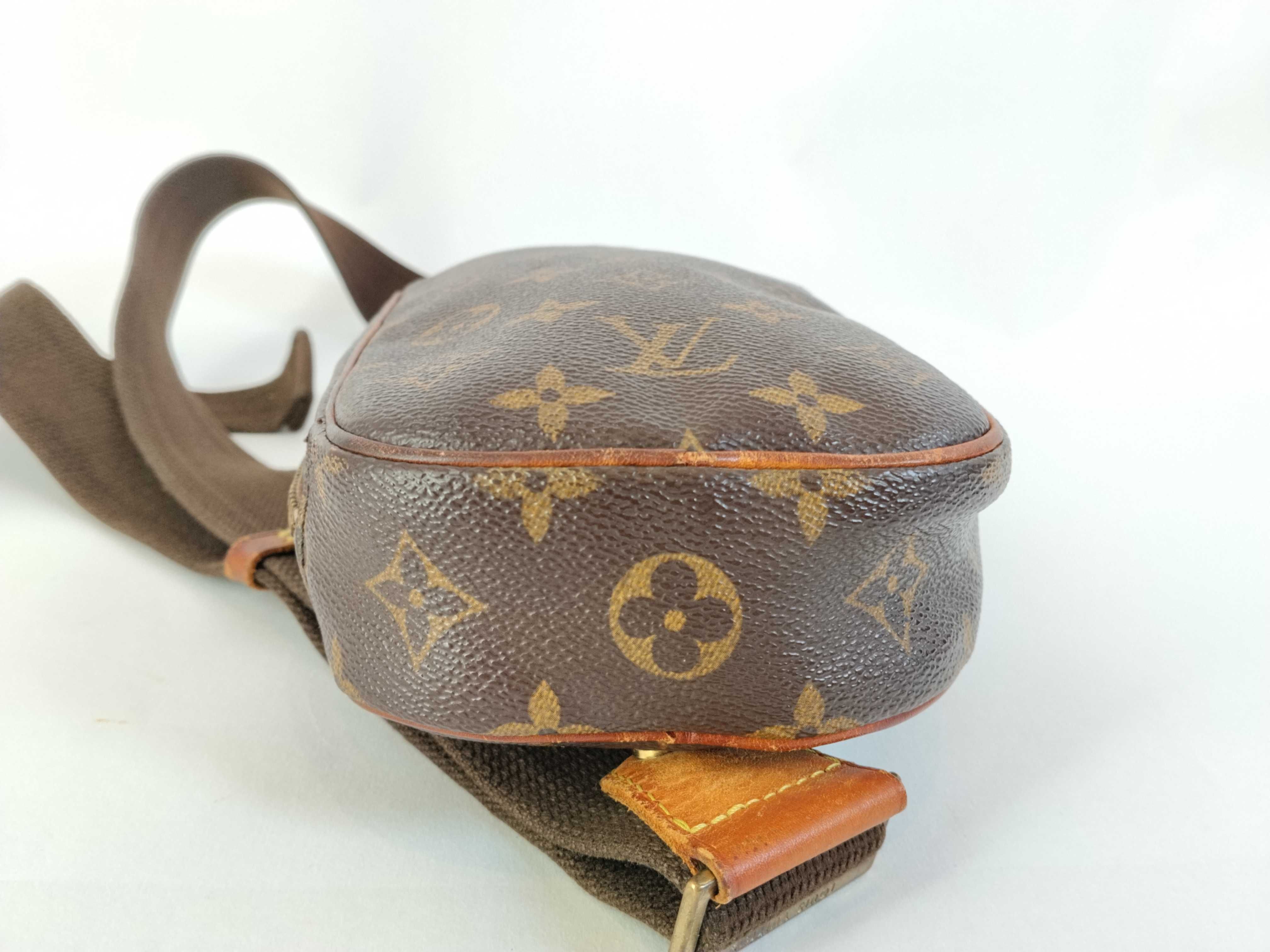 Monogram Pochette Gange M51870 CA0014 Shoulder Bag — view 8