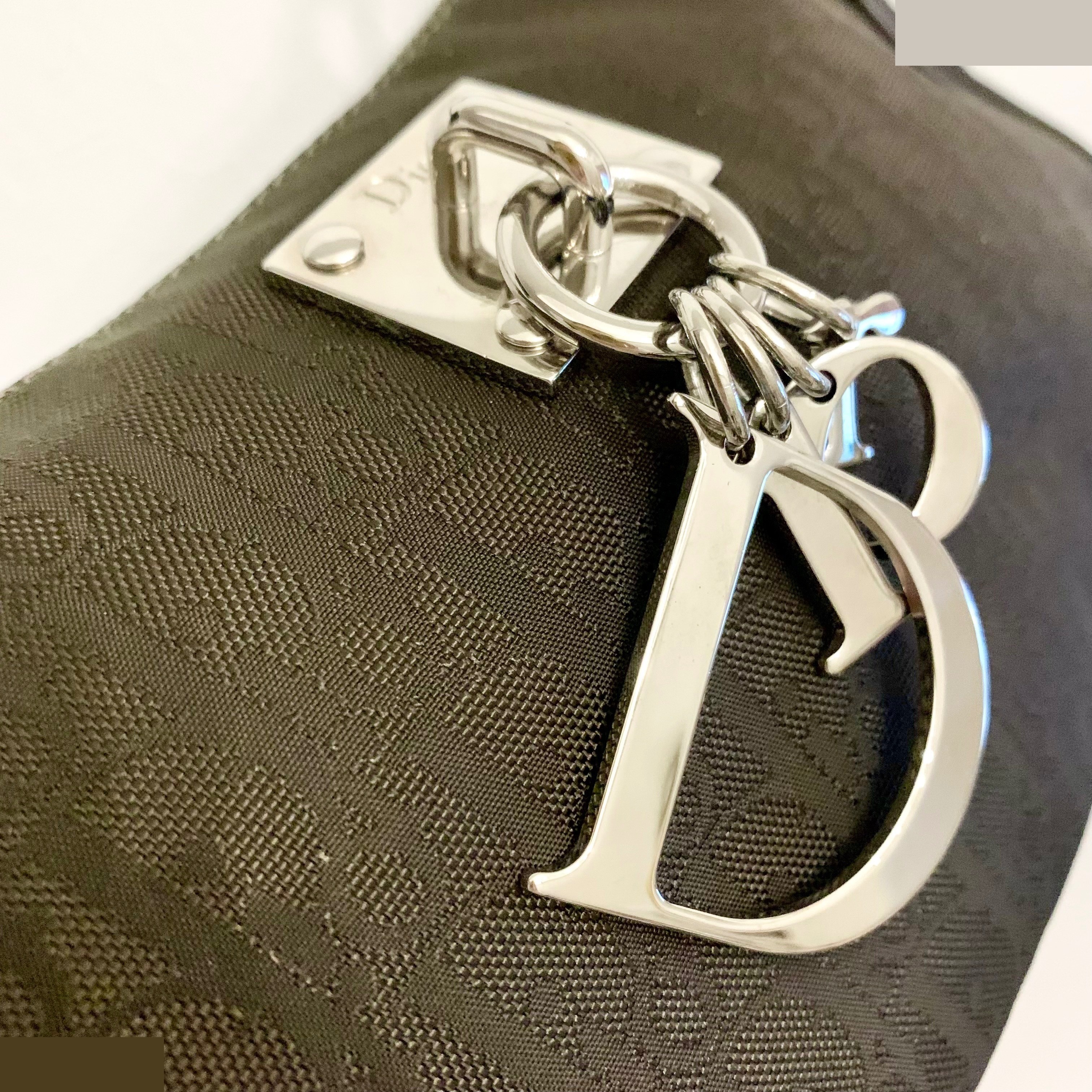 Trotter (bag) - Shoulder bag - Cannage leather — view 4
