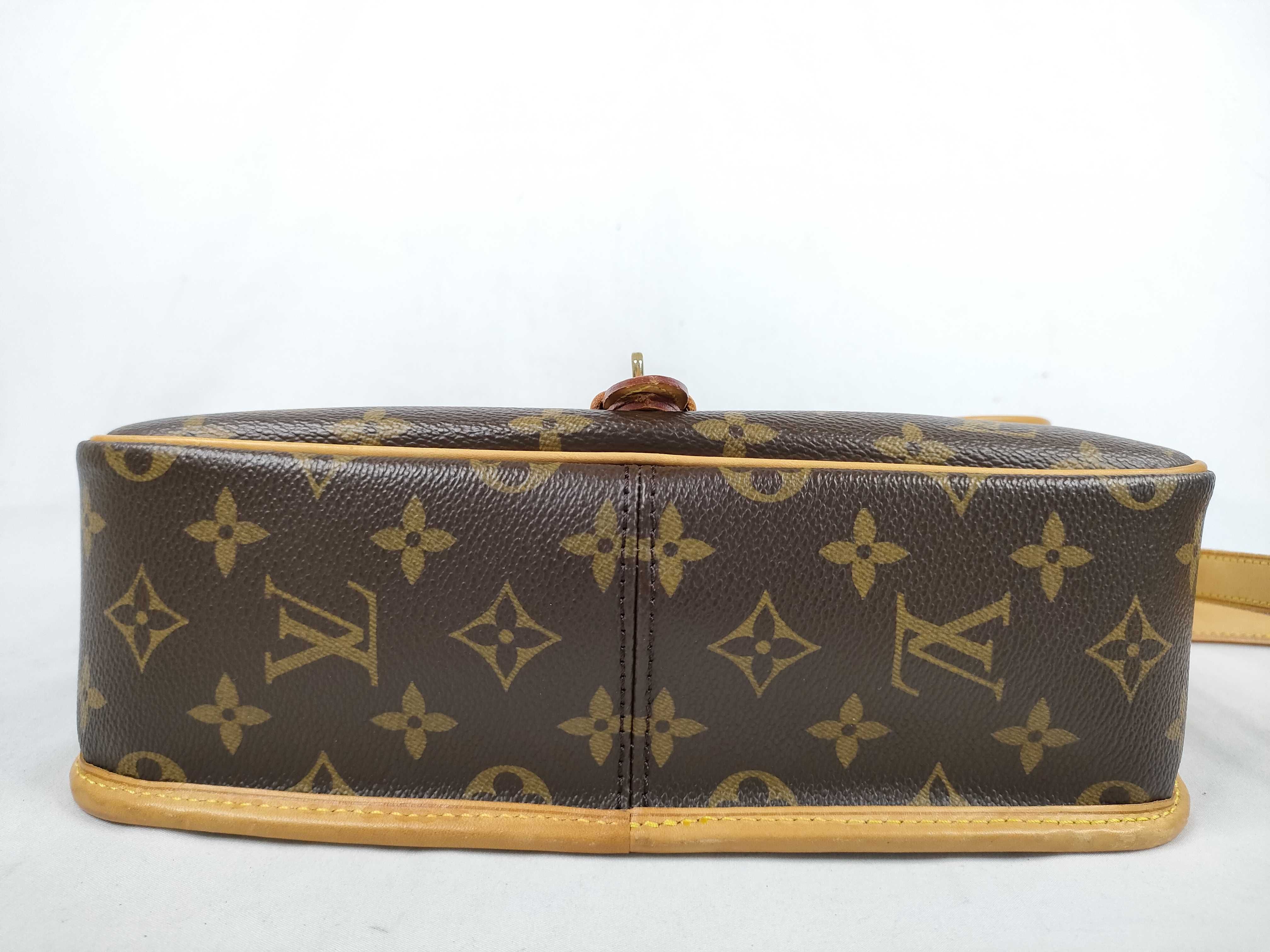 Monogram Sologne M42250 Brown Shoulder Bag (Serial Number Unknown) — view 7