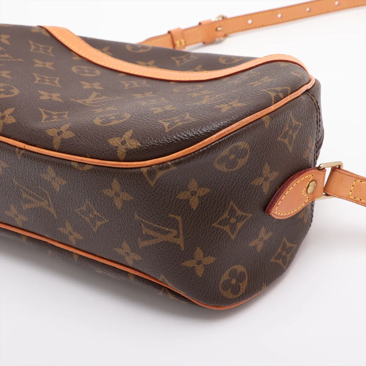 Monogram Blois M51221 BA0063 Brown — view 3