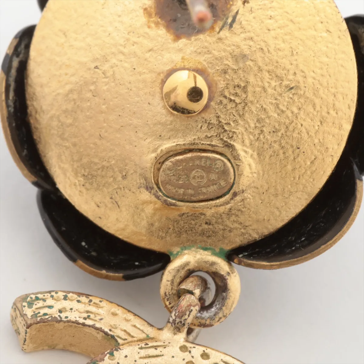 Coco Mark Camellia A20A Earrings (Pair) Plastic x GP x Rhinestone Gold x Black — view 5