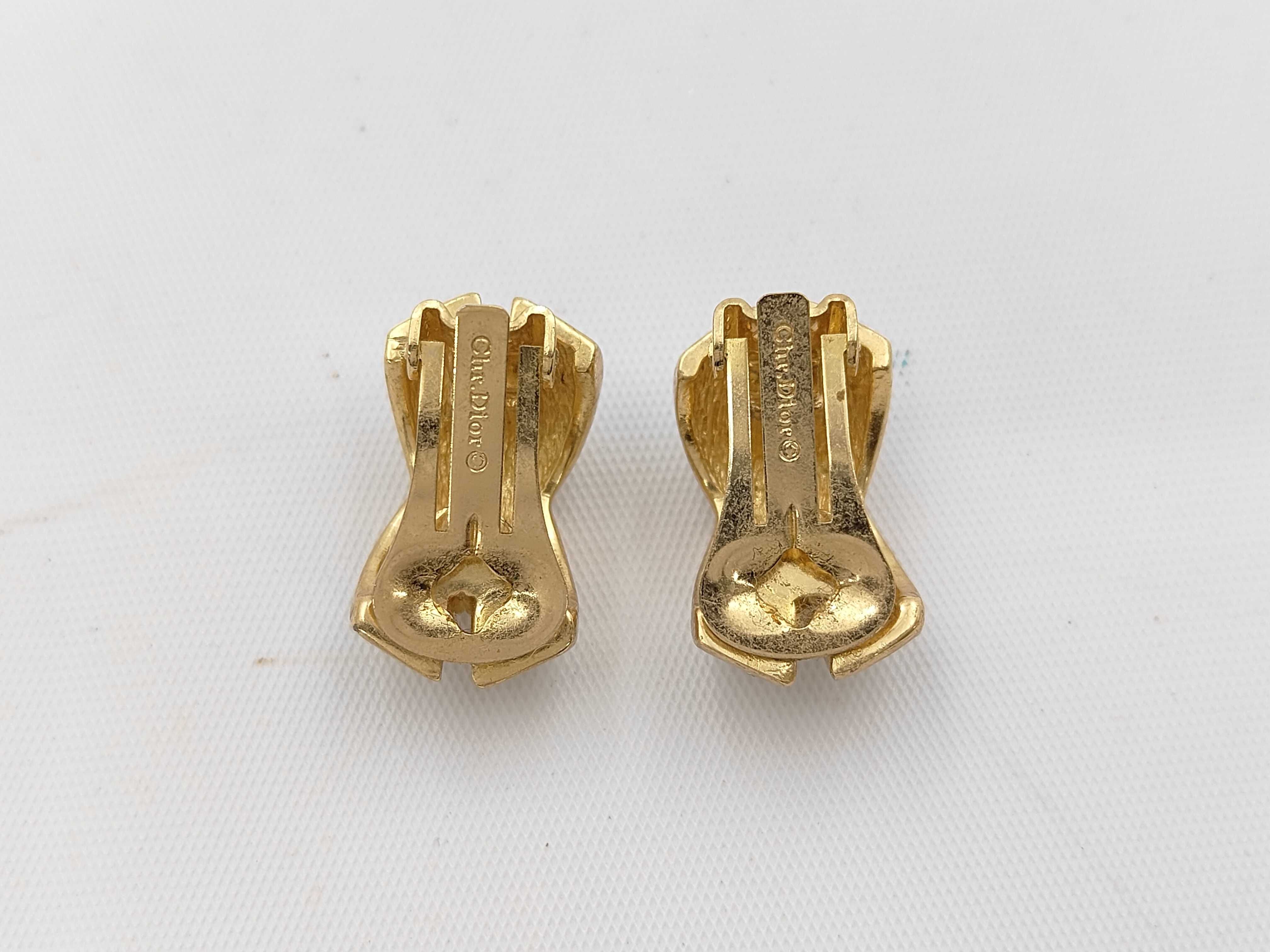earrings — view 2
