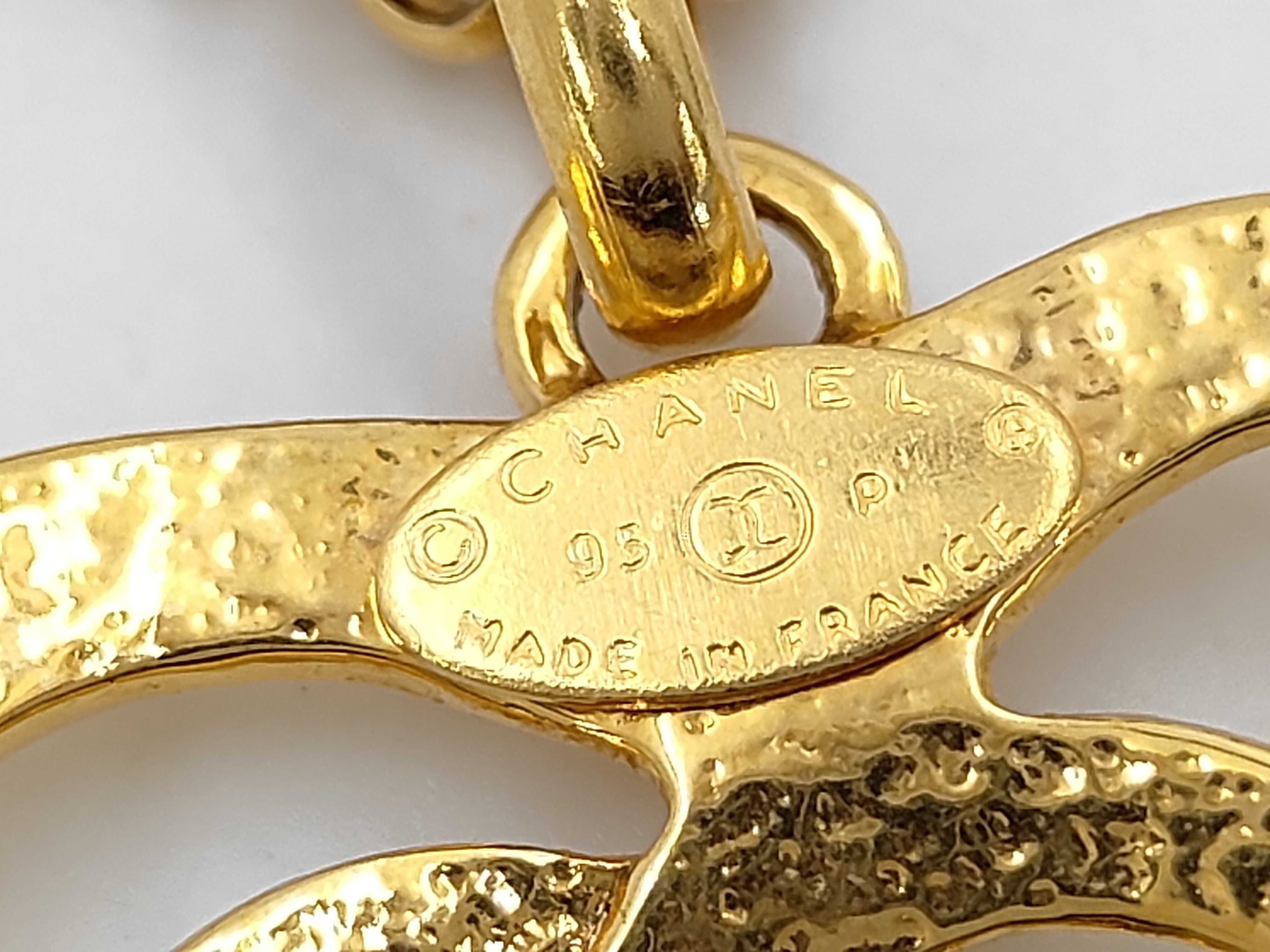 Coco Mark Heart Motif Gold 95P Necklace — view 4