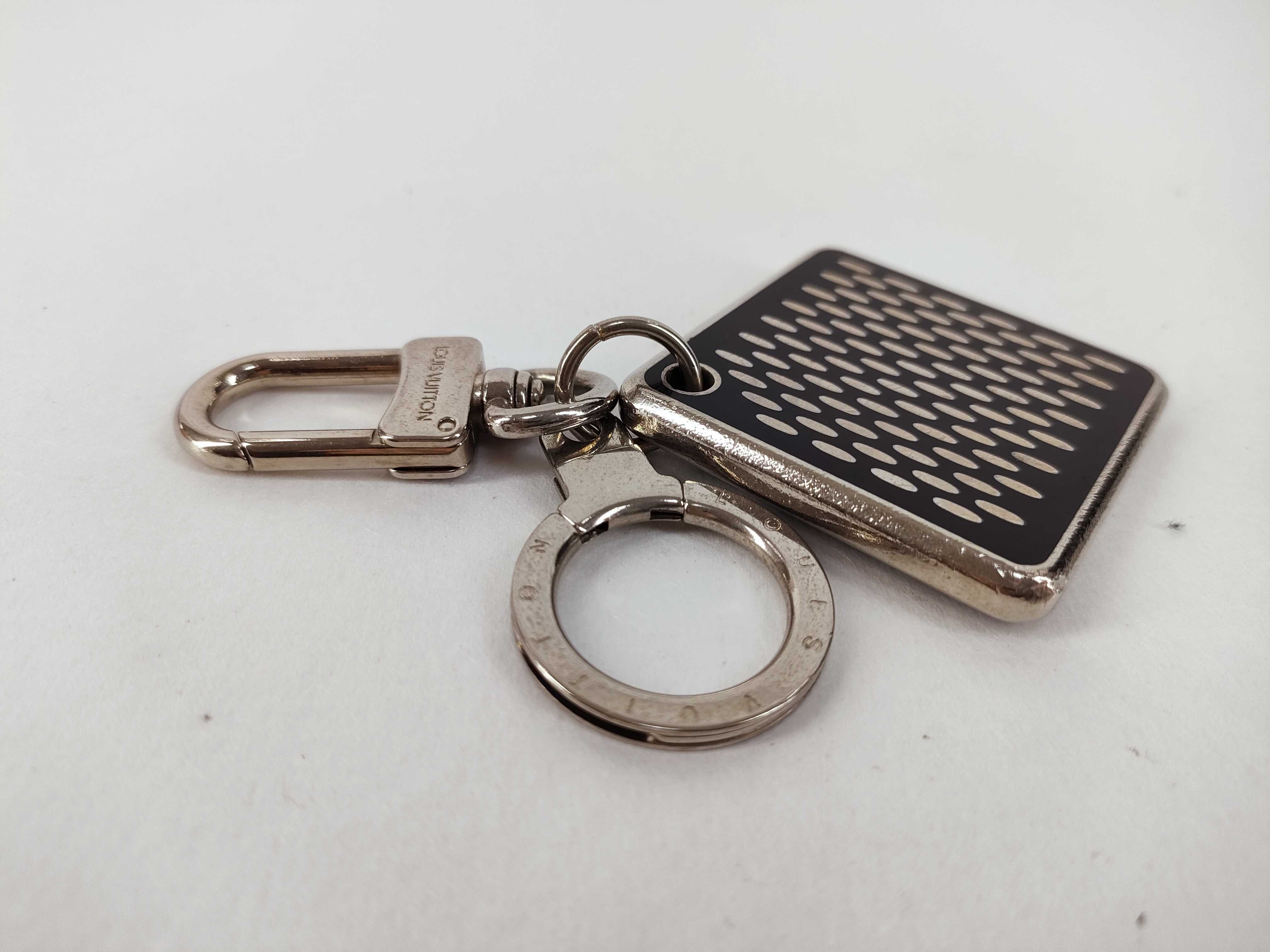 Damier LV Portefeuille Damier Clark Black x Silver Charm — view 5