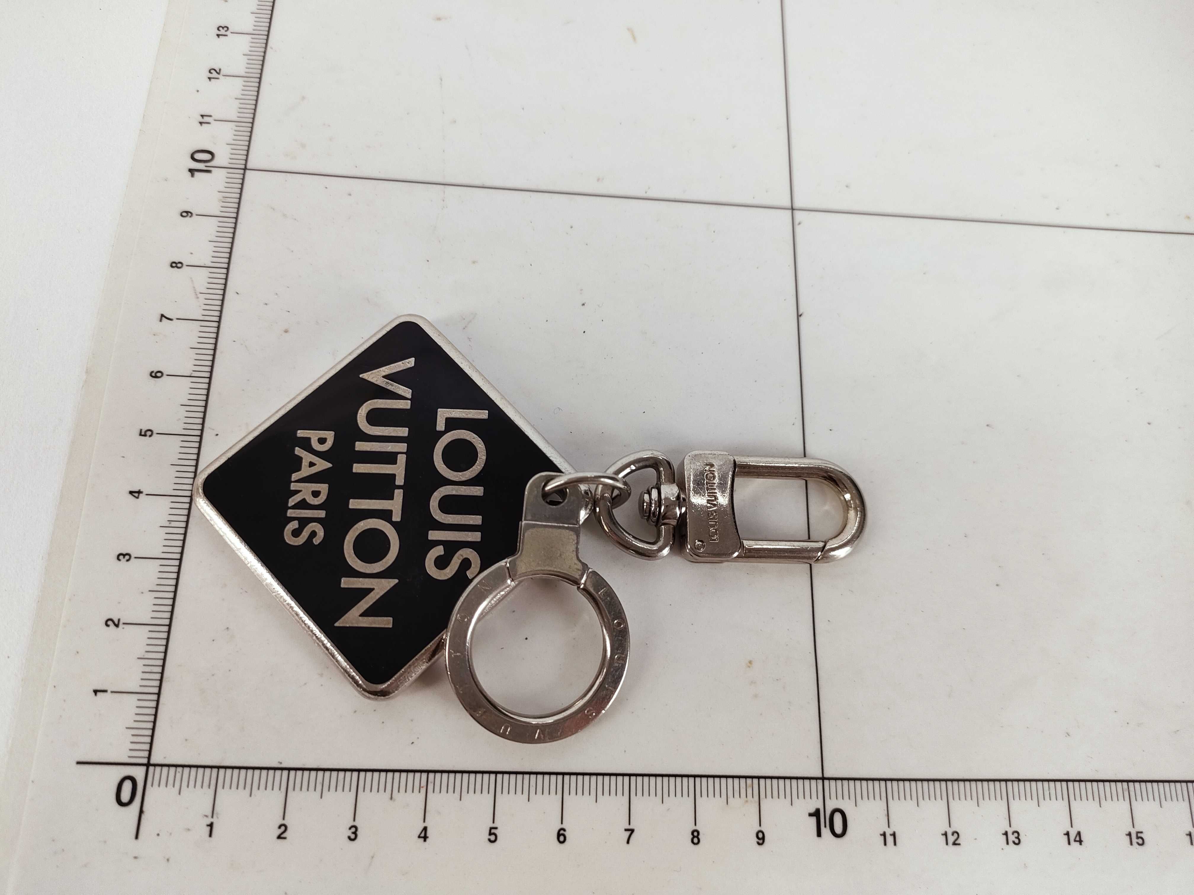 Damier LV Portefeuille Damier Clark Black x Silver Charm — view 10