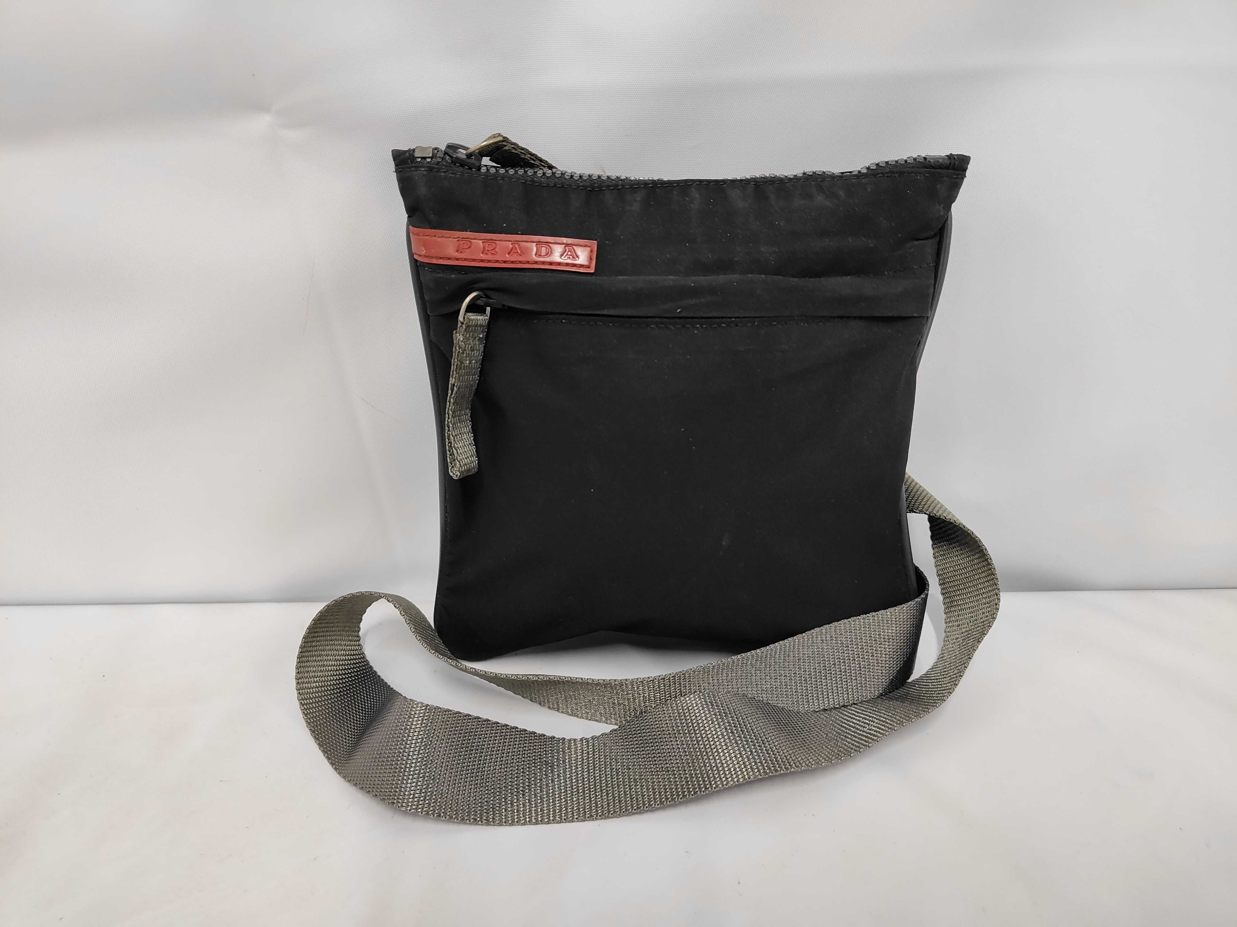 shoulder bag