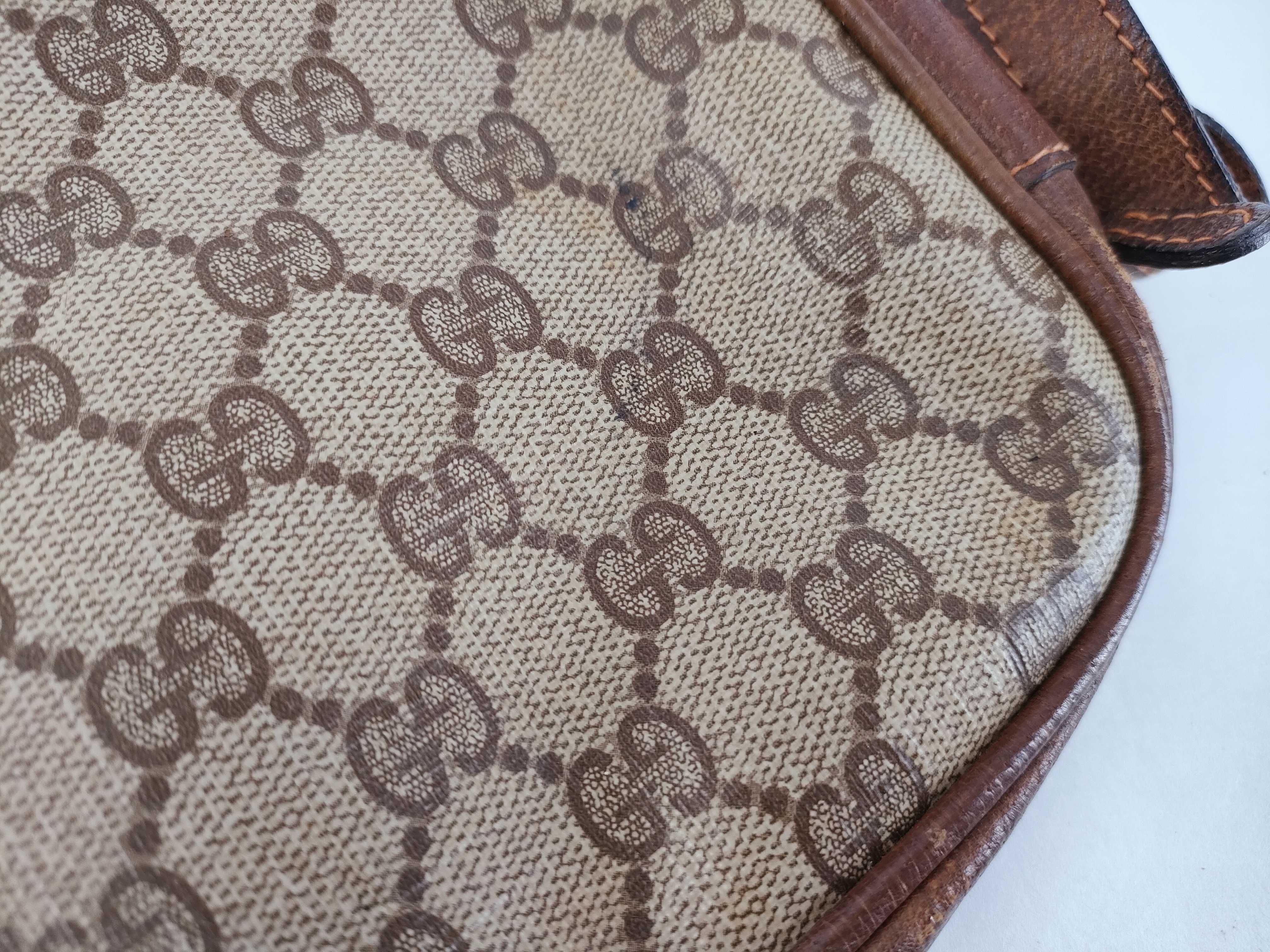 GG Supreme Shoulder Bag with Strap — view 14