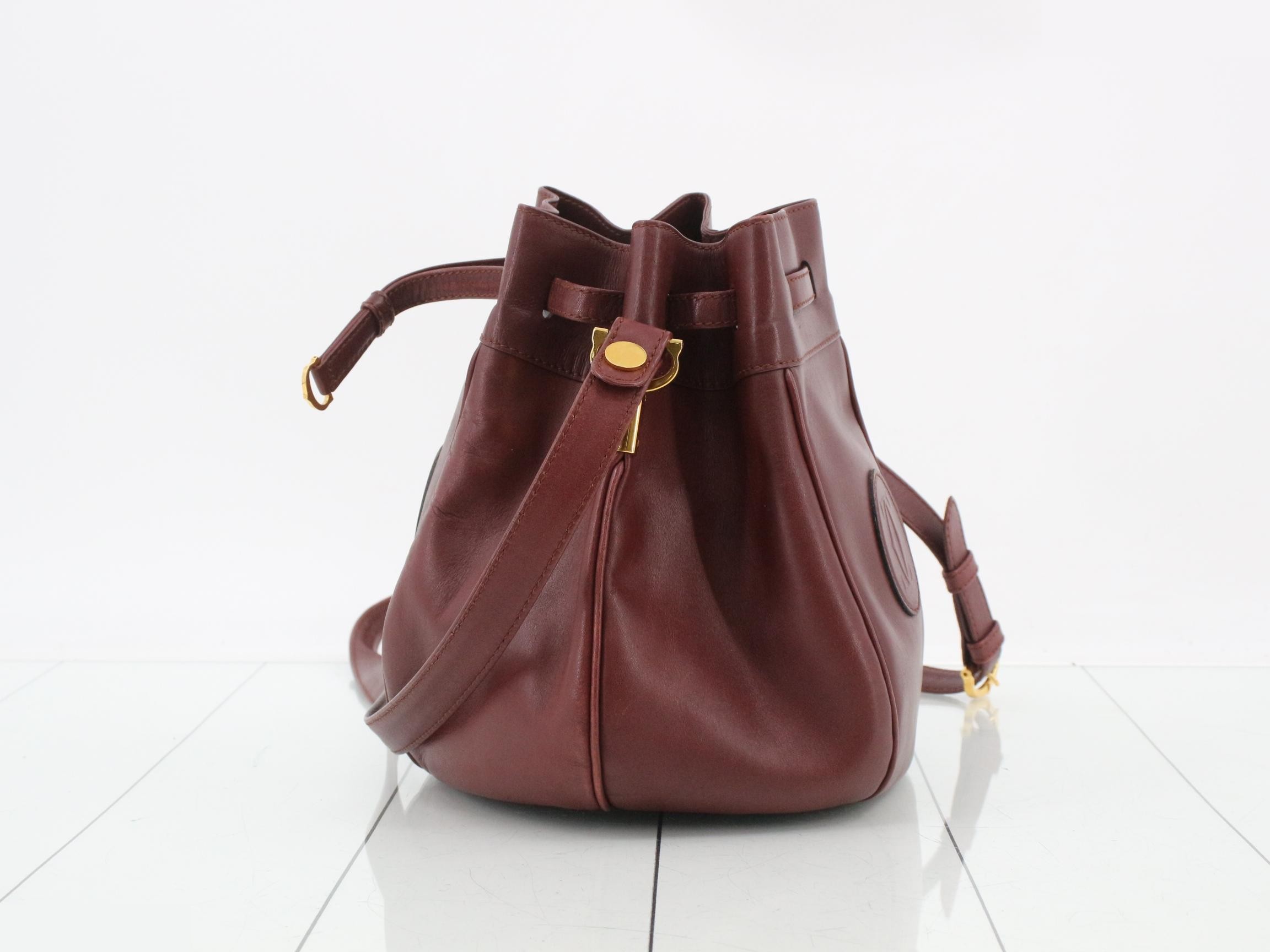 Must Line (Bag) - Shoulder Bag — view 3