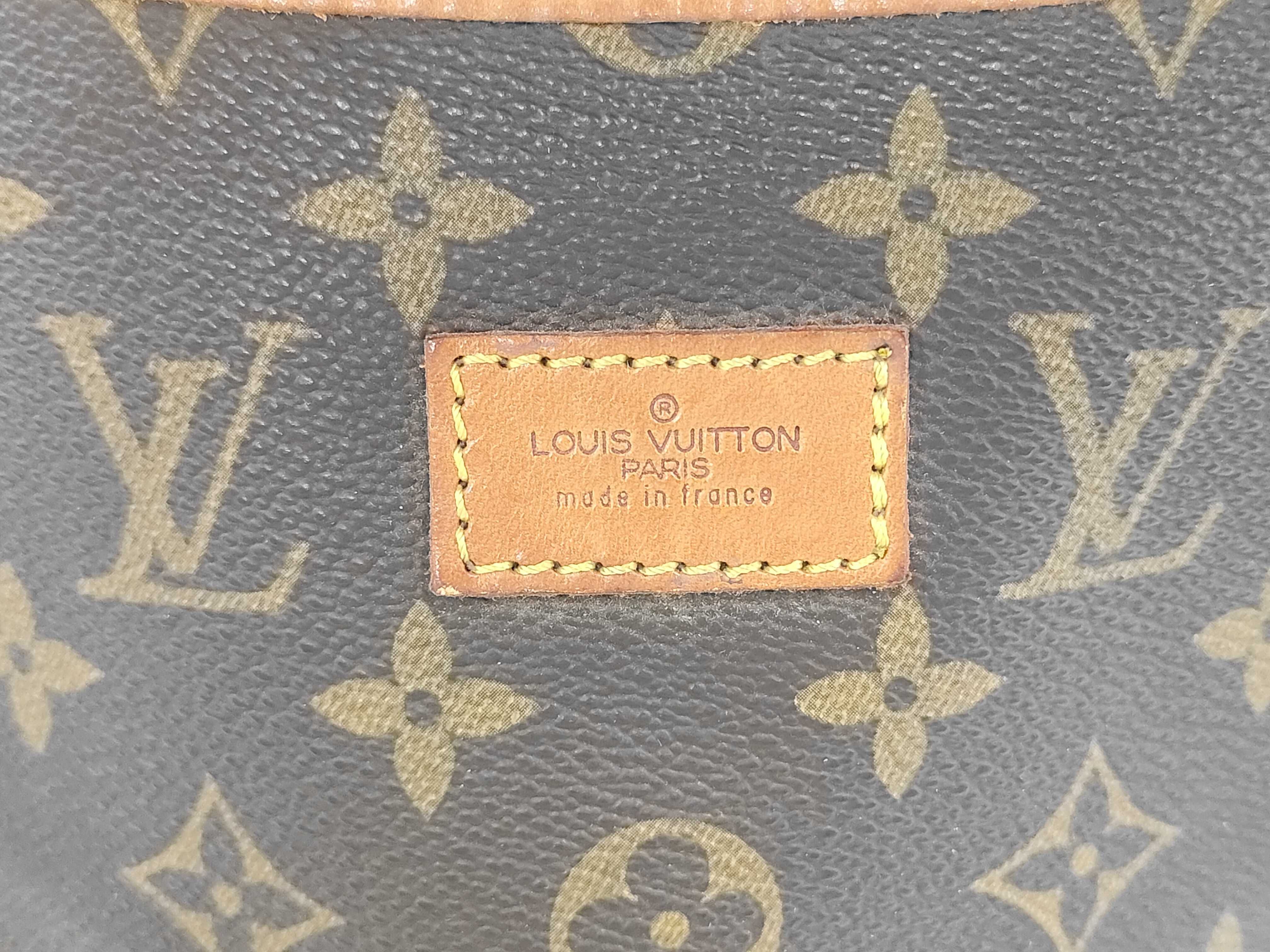 LV Monogram Saumur 35 Shoulder Bag M42254 Shoulder Bag — view 9