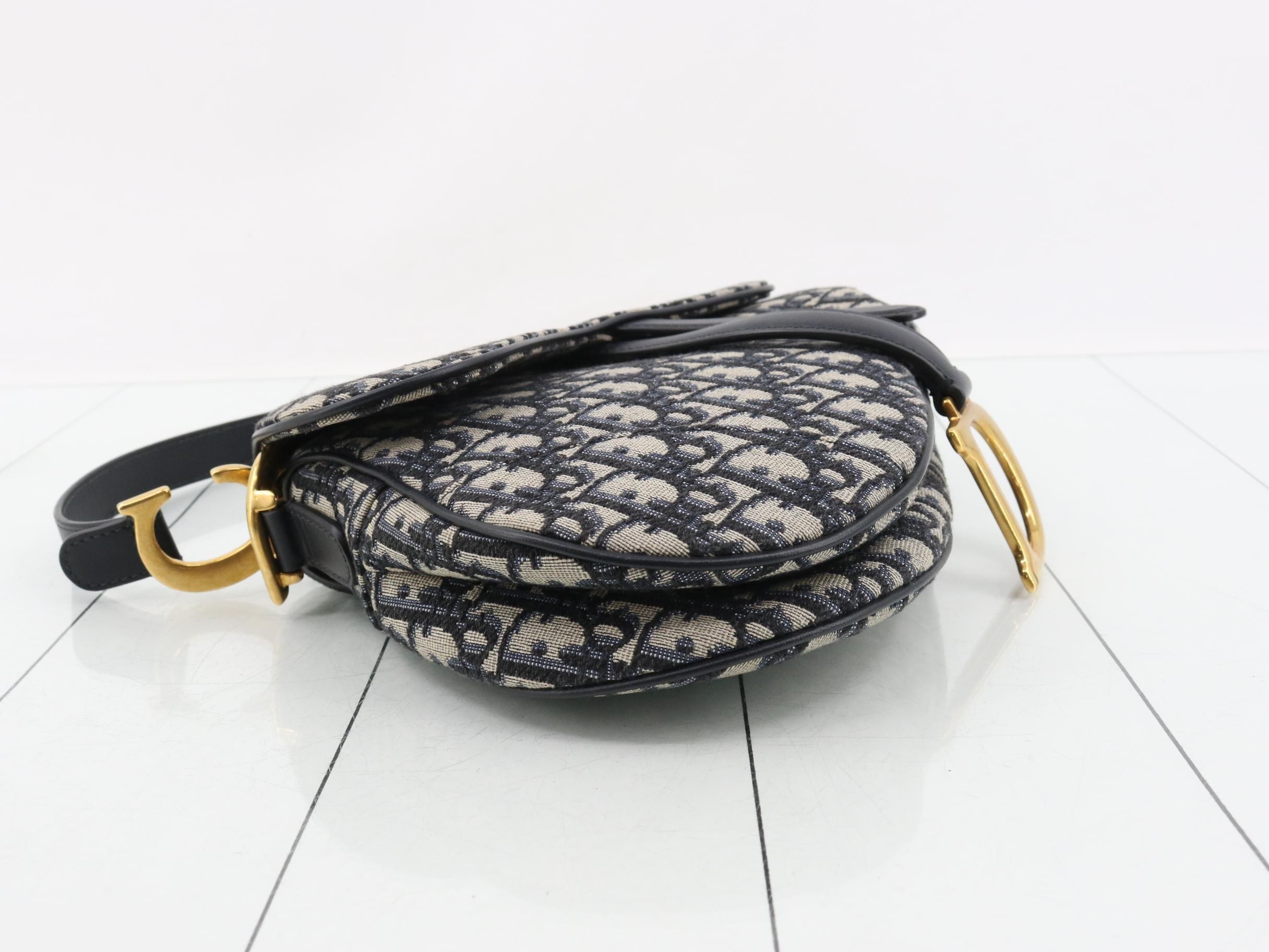 Saddlebag, Oblique Canvas, One-Shoulder Bag — view 5