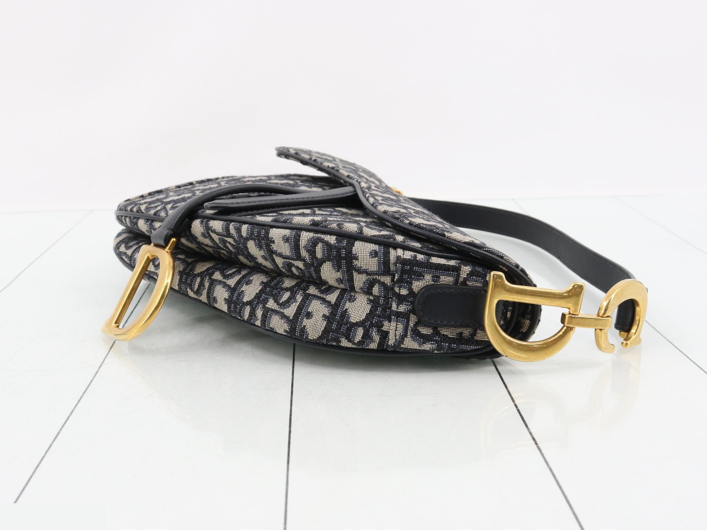 Saddlebag, Oblique Canvas, One-Shoulder Bag — view 6