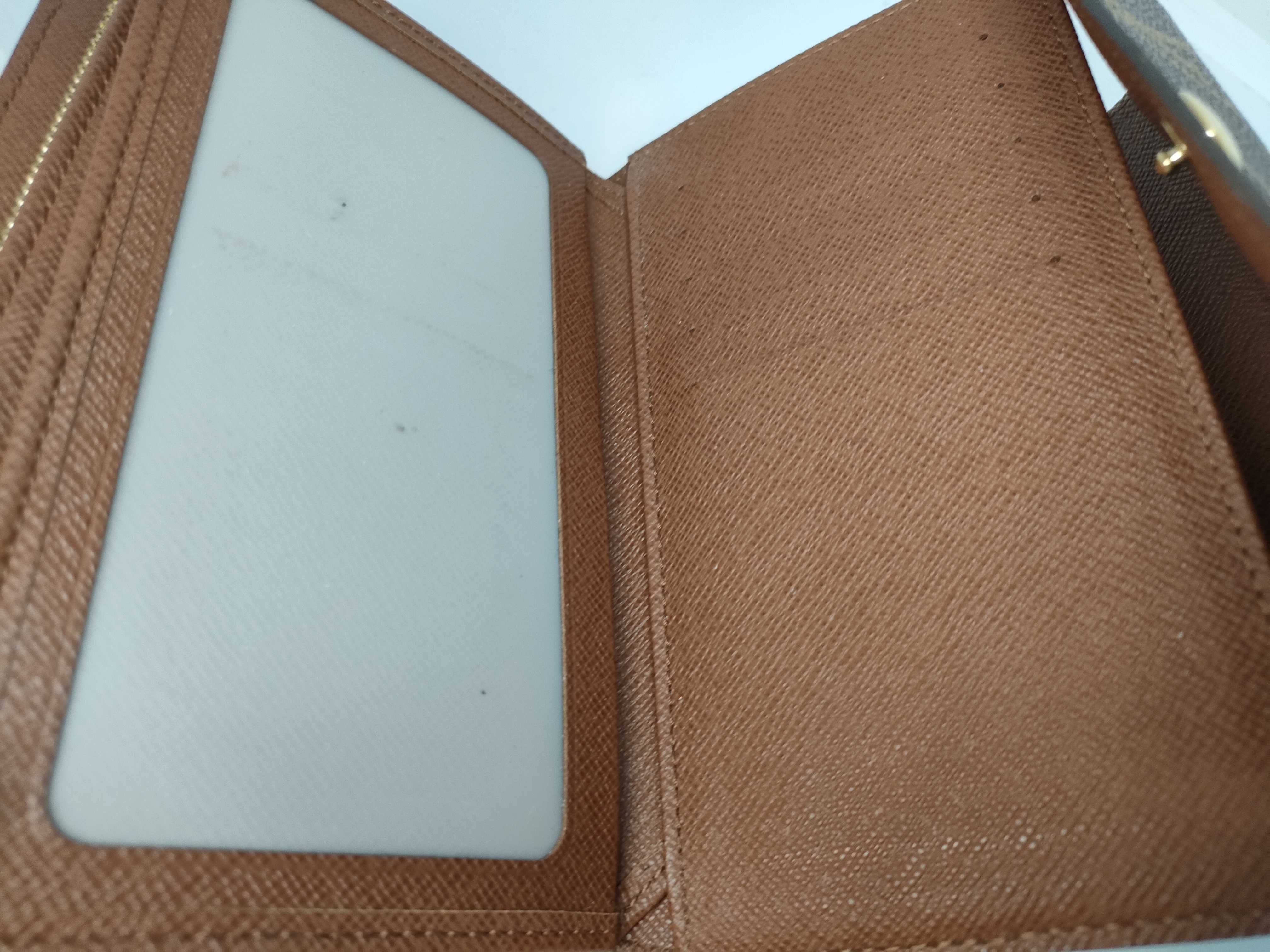 Monogram Louis Vuitton Monogram Tri-fold Wallet — view 9
