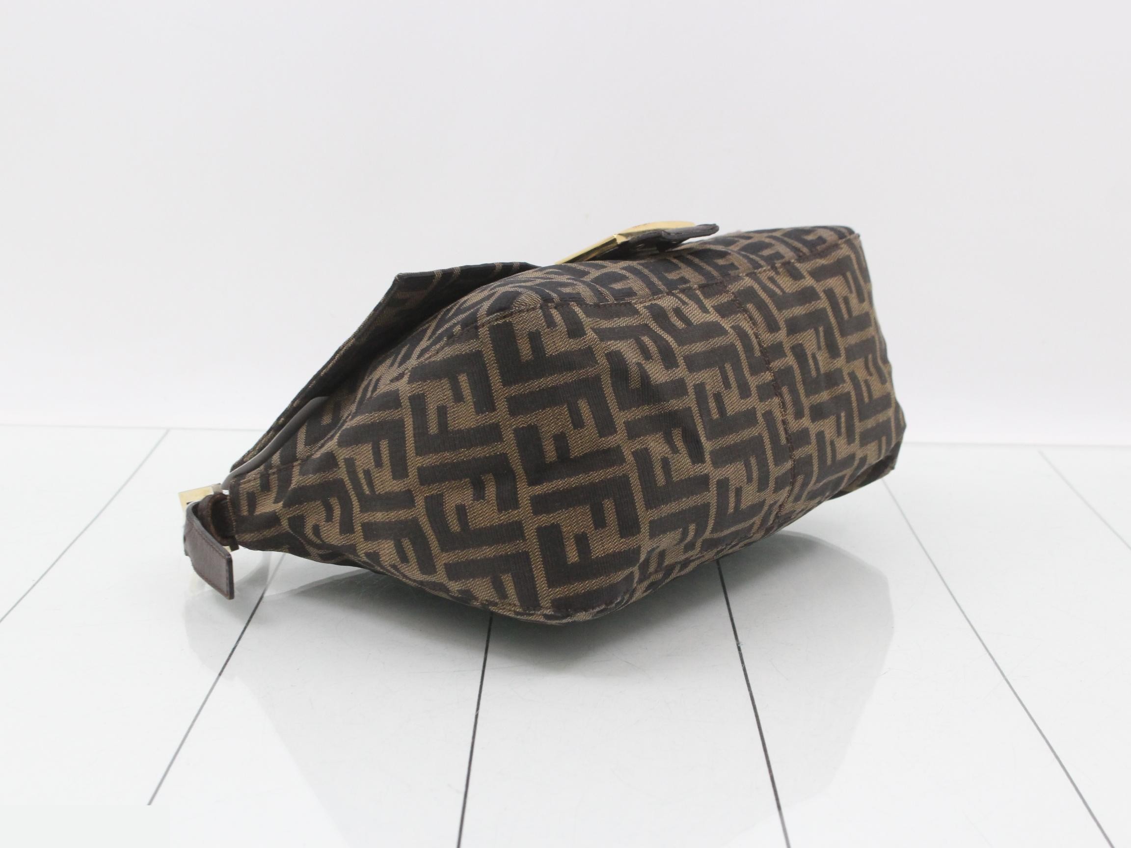 Mamma Bucket - Other Line - Bags & Shoulder Bags - Gold — view 5