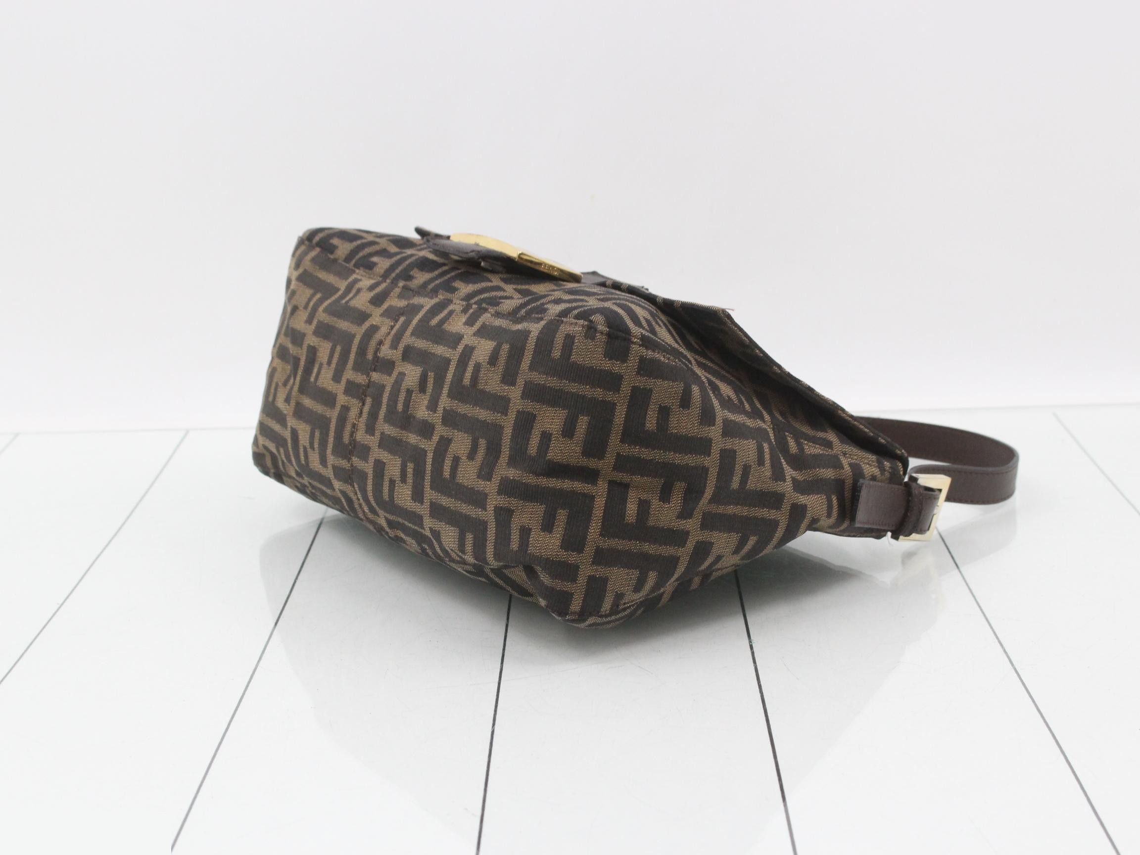 Mamma Bucket - Other Line - Bags & Shoulder Bags - Gold — view 6