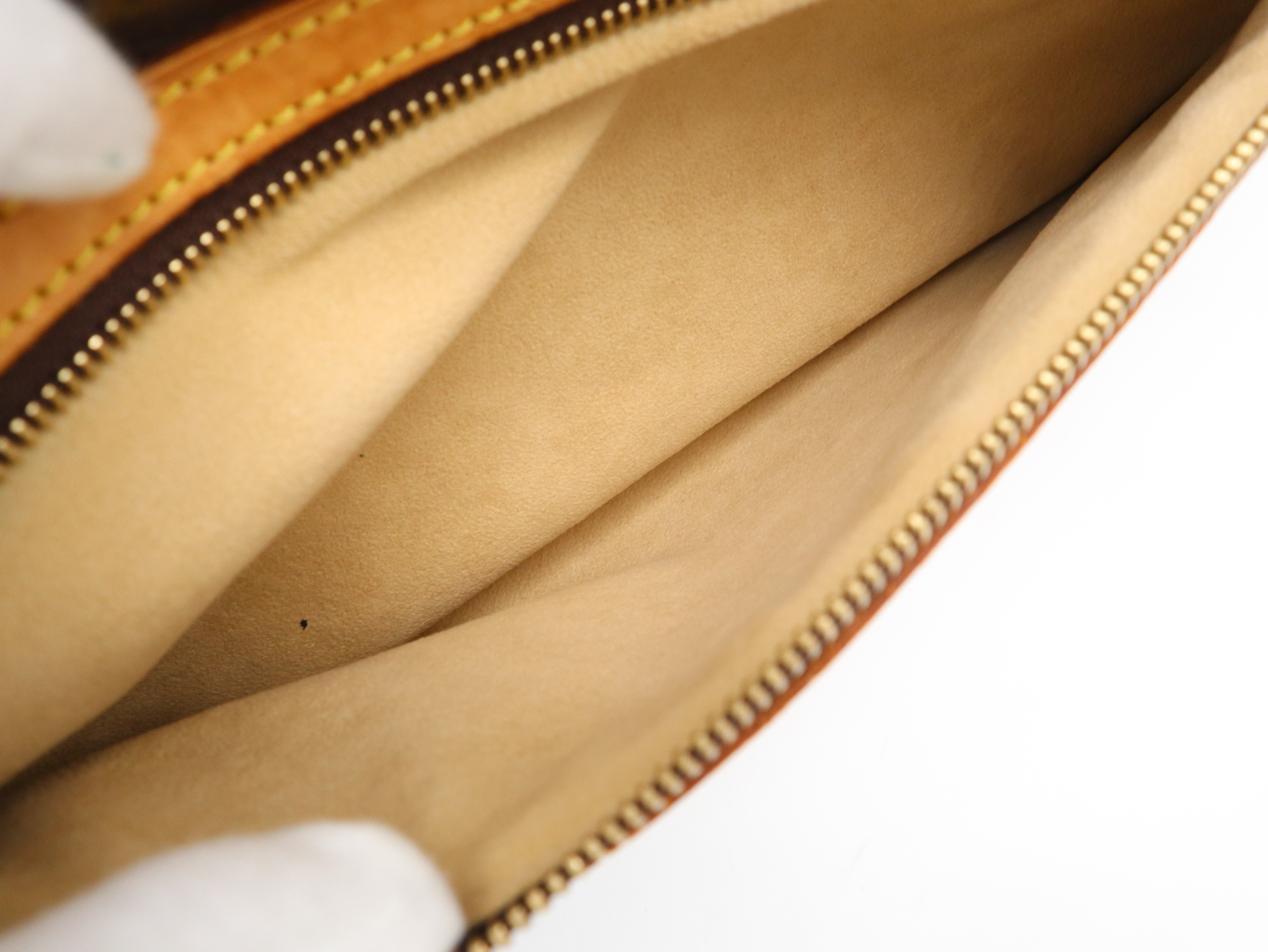 M51181 Monogram Cite GM Tote Bag — view 14