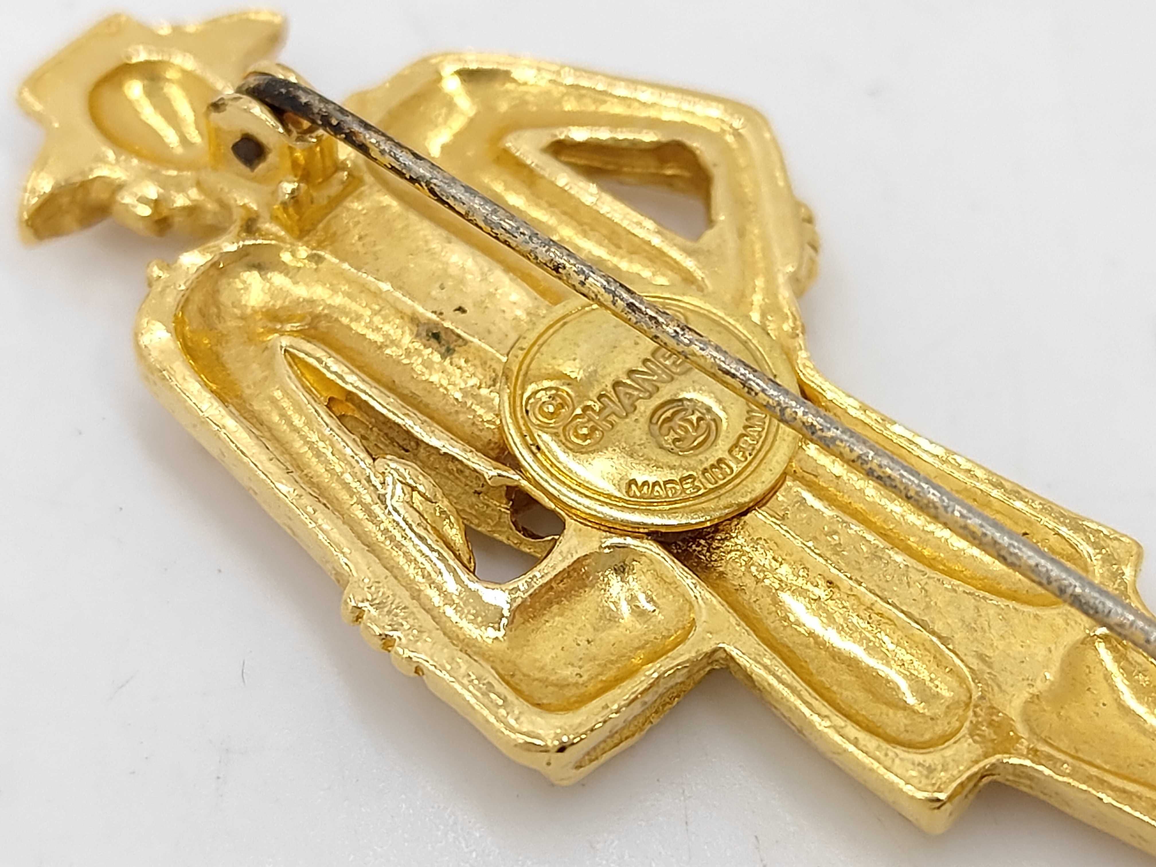 Mademoiselle Brooch — view 3