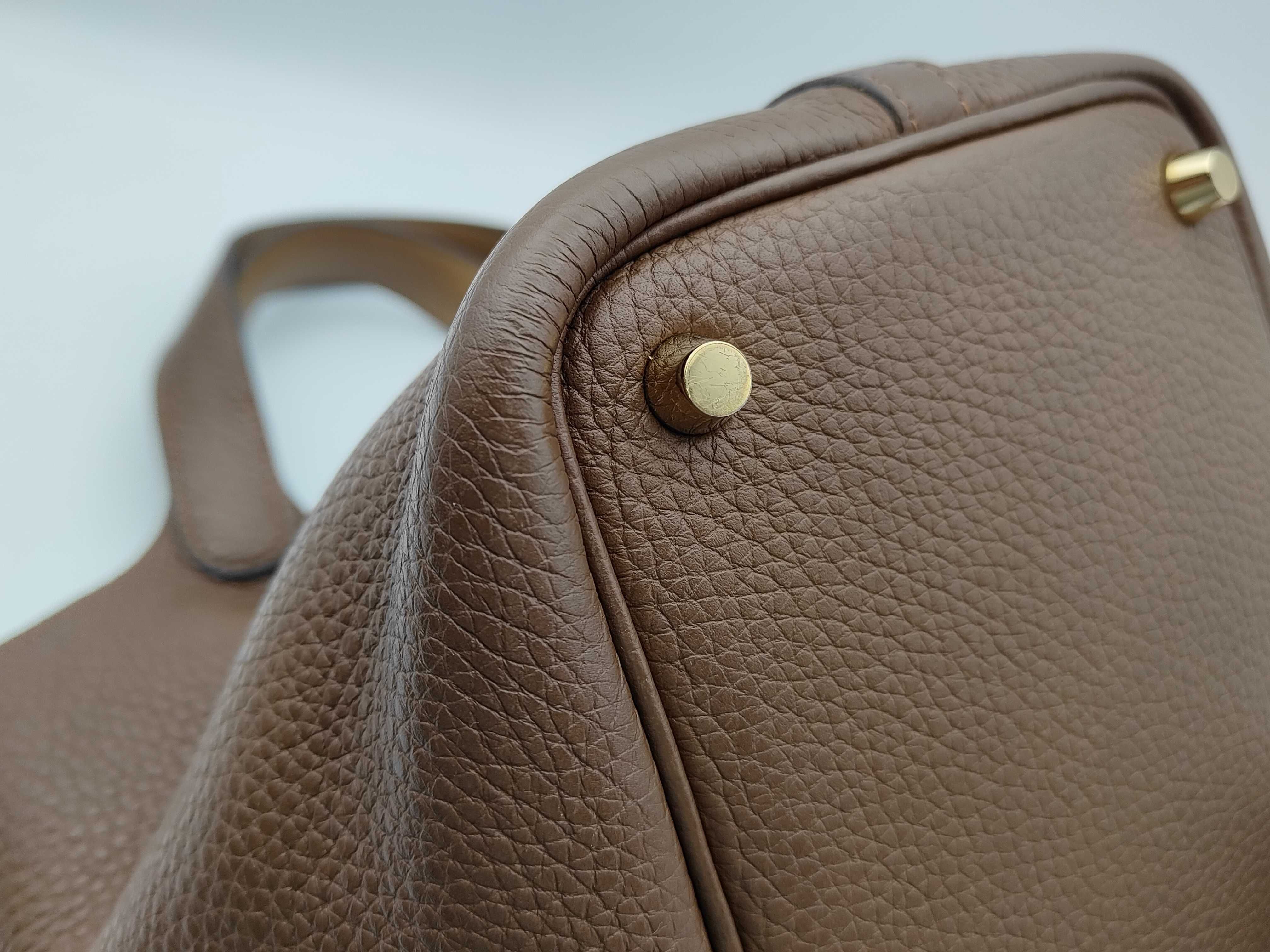 Picotin Lock 18 PM Eclat Taurillon Clemence Leather Arzan x Biscuit Gold Hardware Handbag — view 4