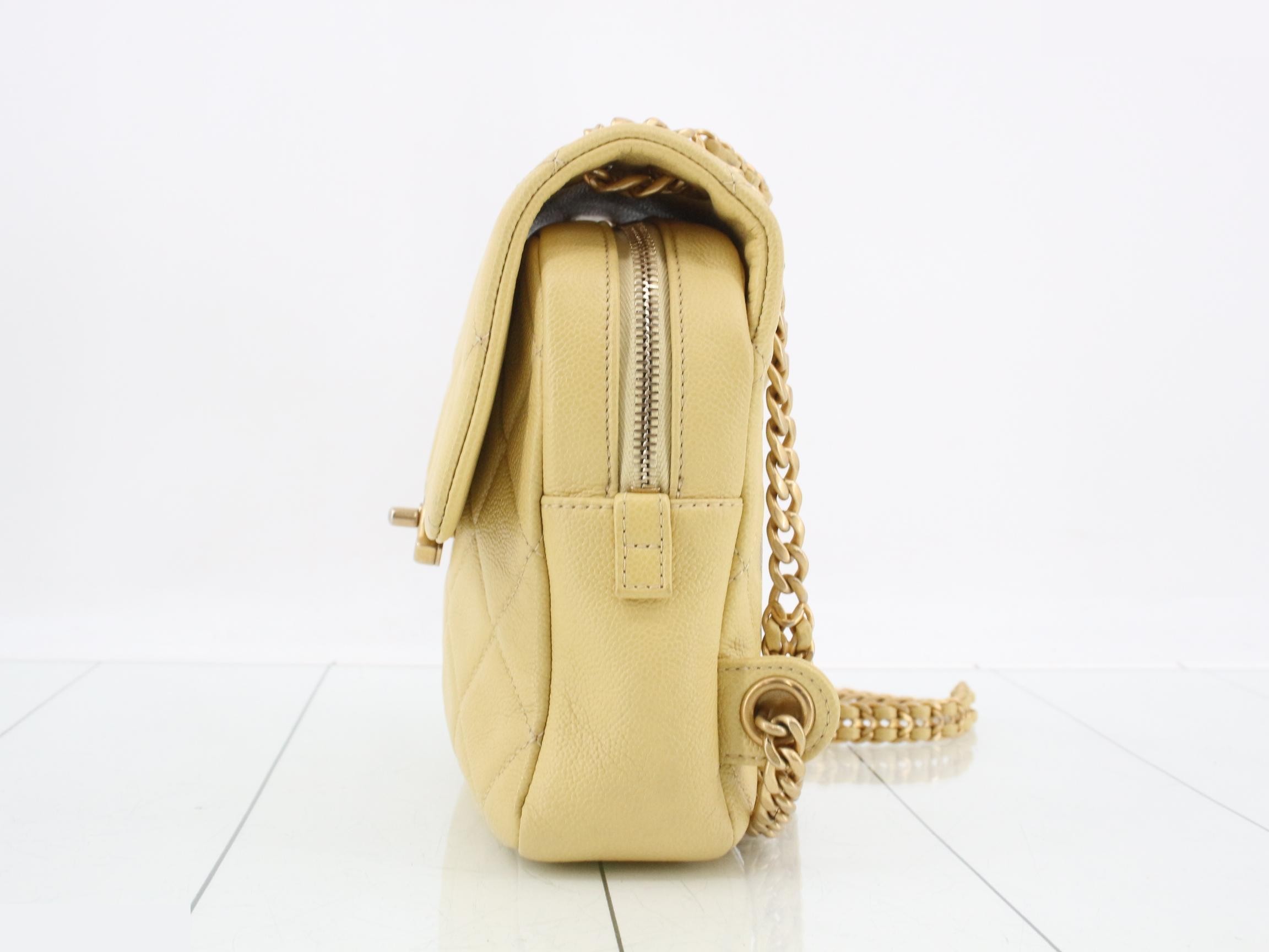 Caviar skin Coco Mark chain backpack — view 3