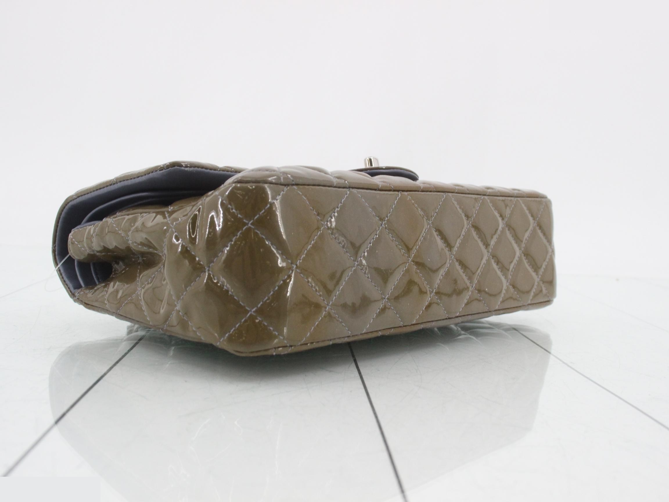 Matelassé 25 Double Flap Chain Shoulder Bag — view 5