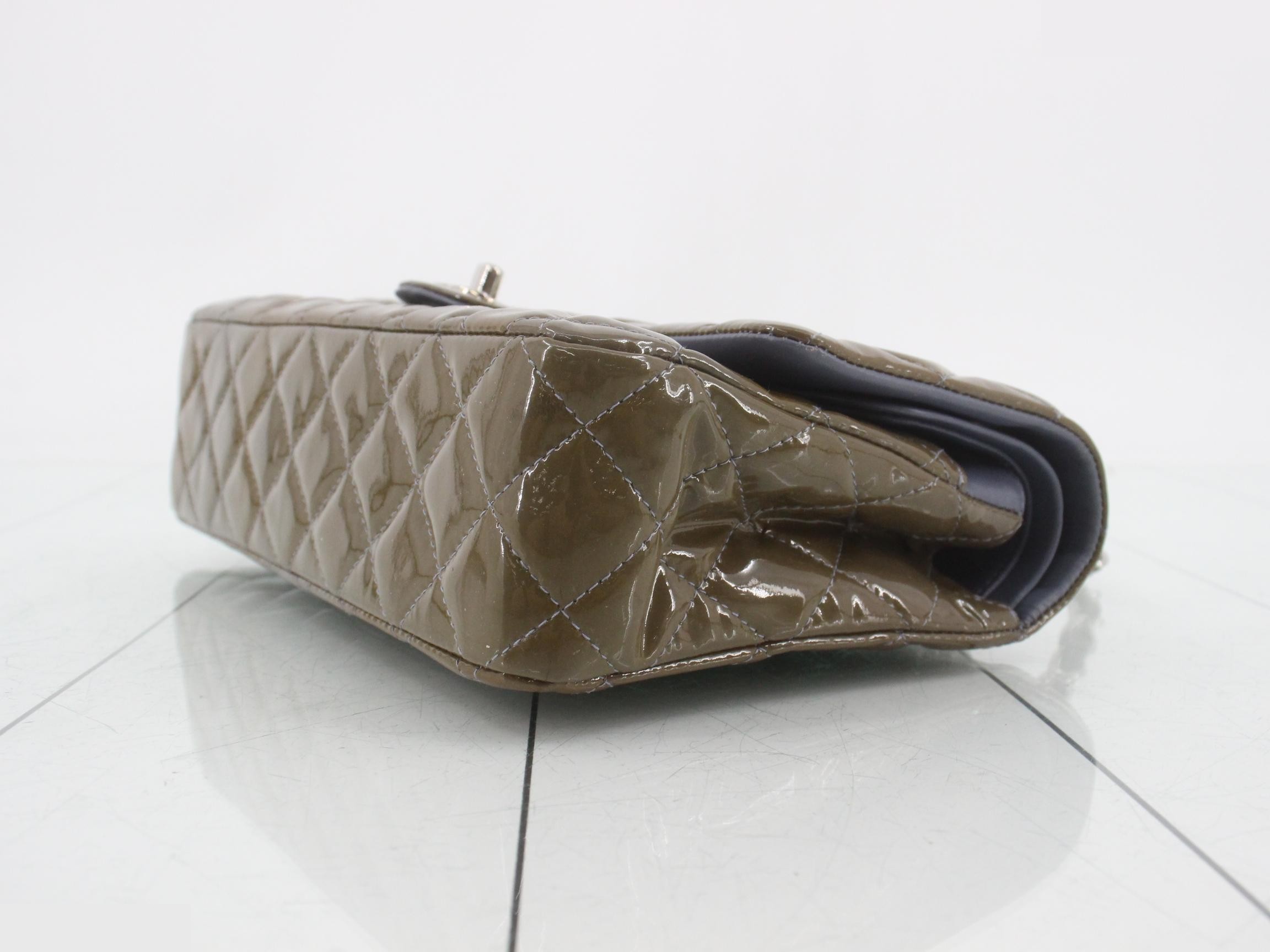 Matelassé 25 Double Flap Chain Shoulder Bag — view 6