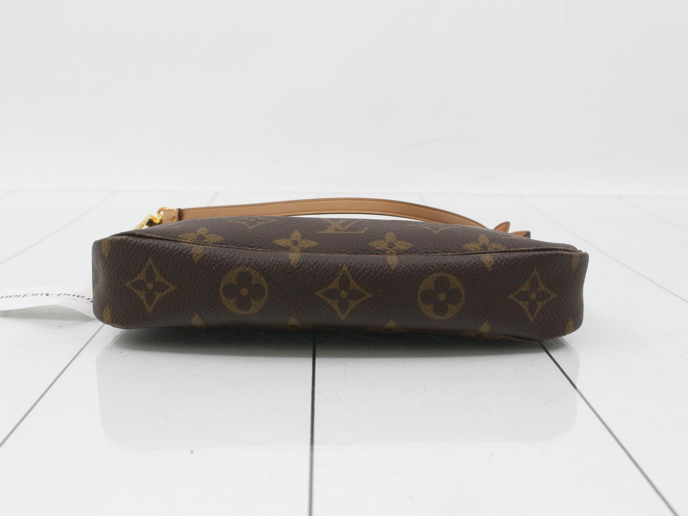 Pochette Accessoires BJ0011 (with dust bag) — view 3