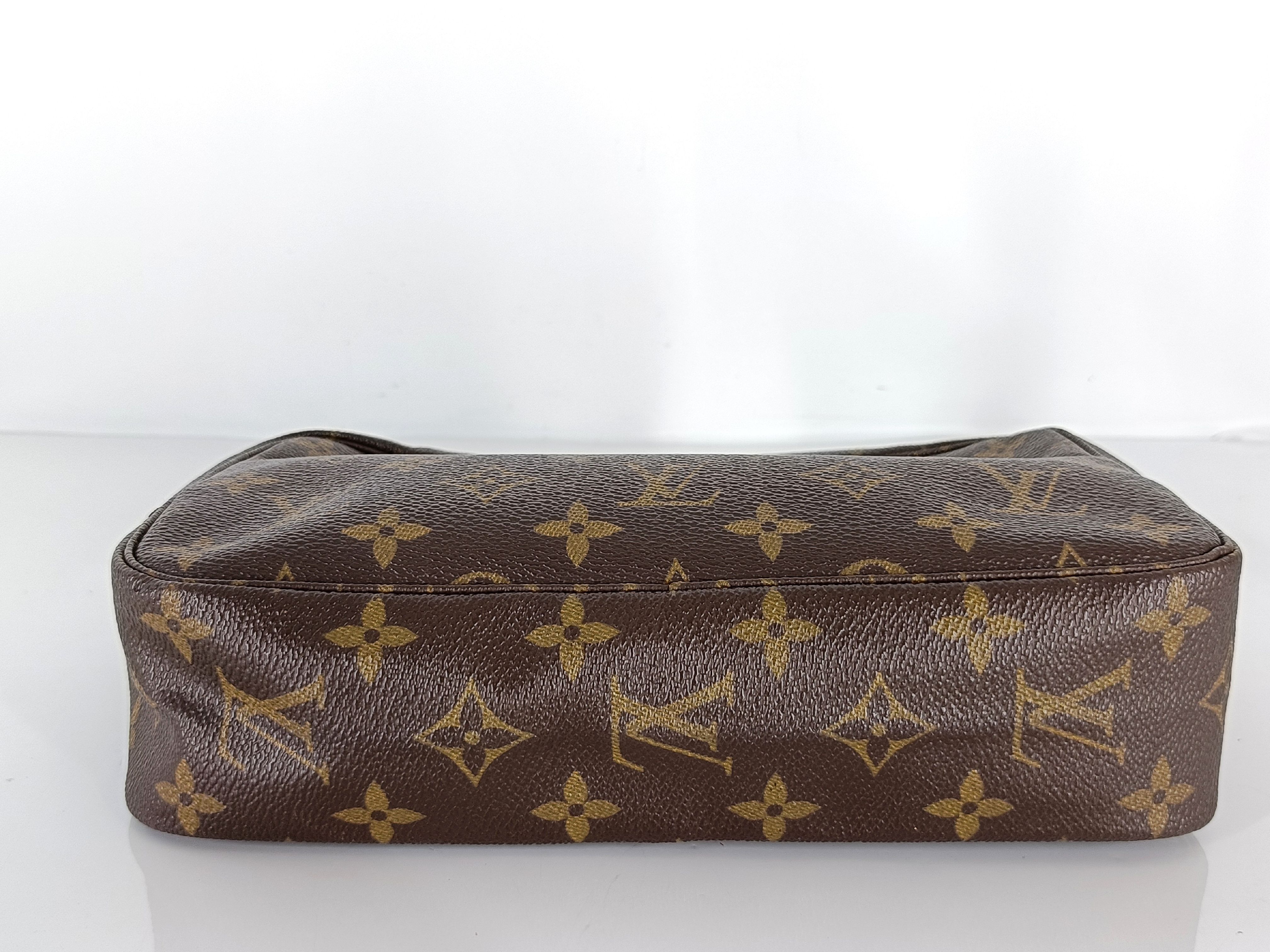 Monogram LV Louis Vuitton Trousse Toilette 23 Pouch — view 4