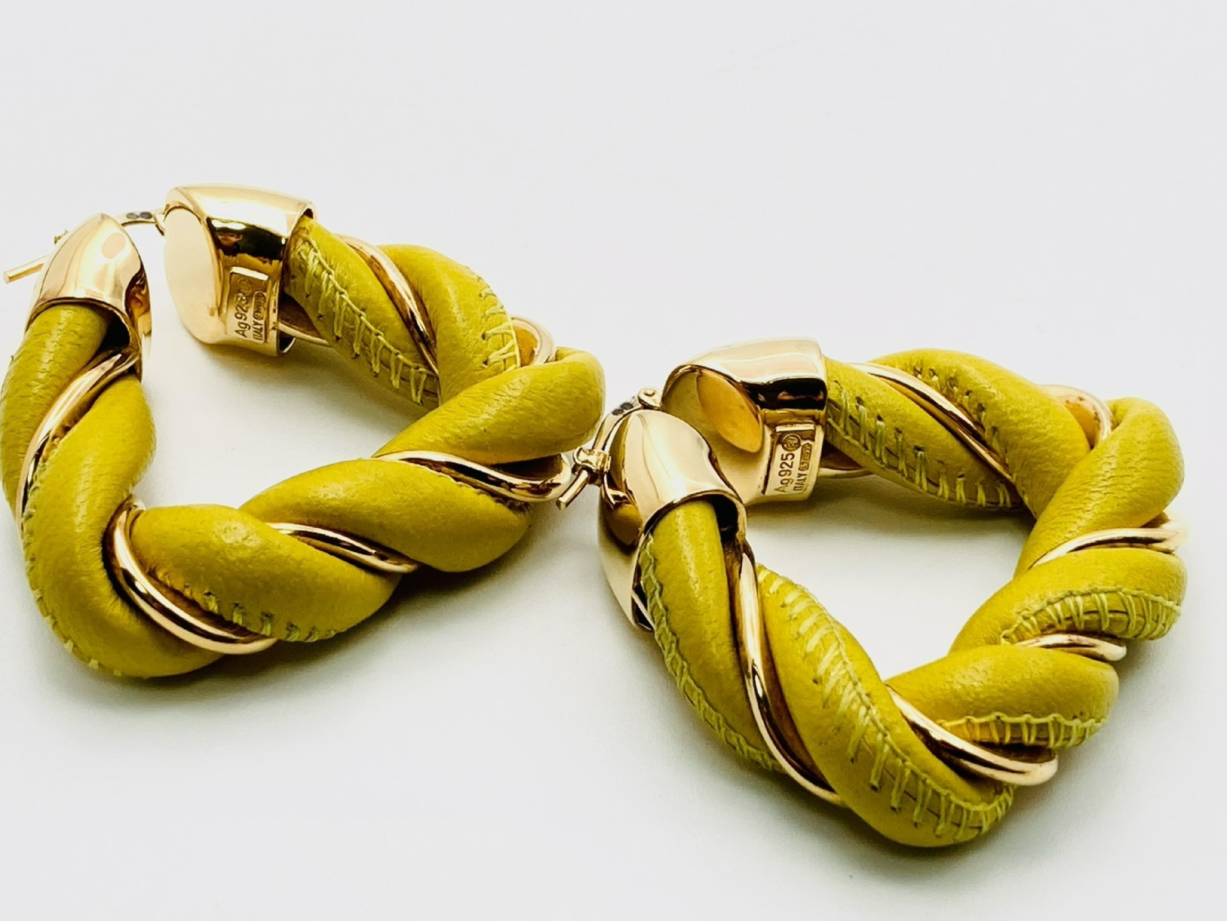 Triangle Twist Hoop Earrings, Leather x 925 Sterling Silver, Yellow x Gold — view 4