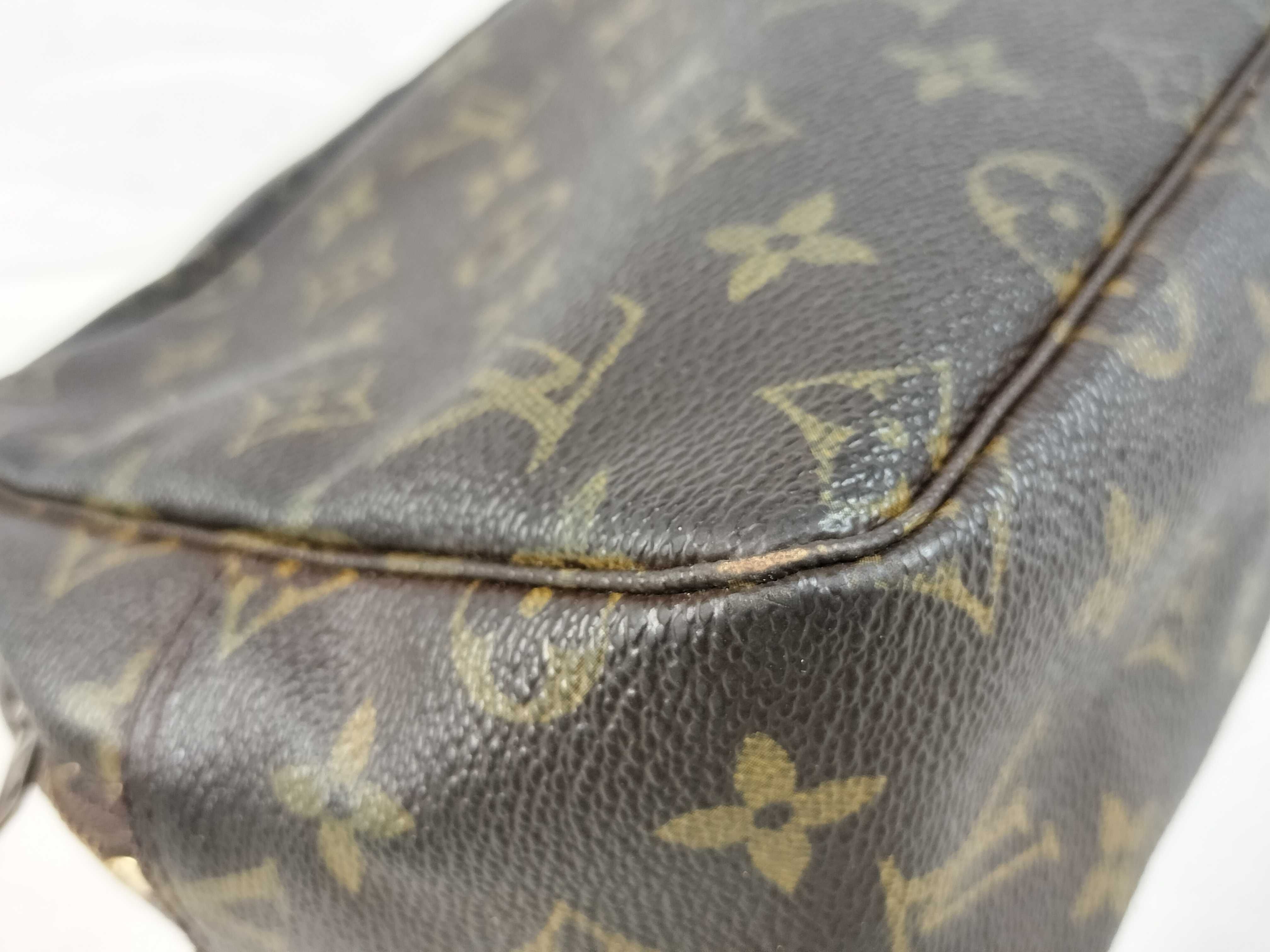 Monogram Louis Vuitton Trousses Toilette 28 Monogram M47522 Second Bag — view 4