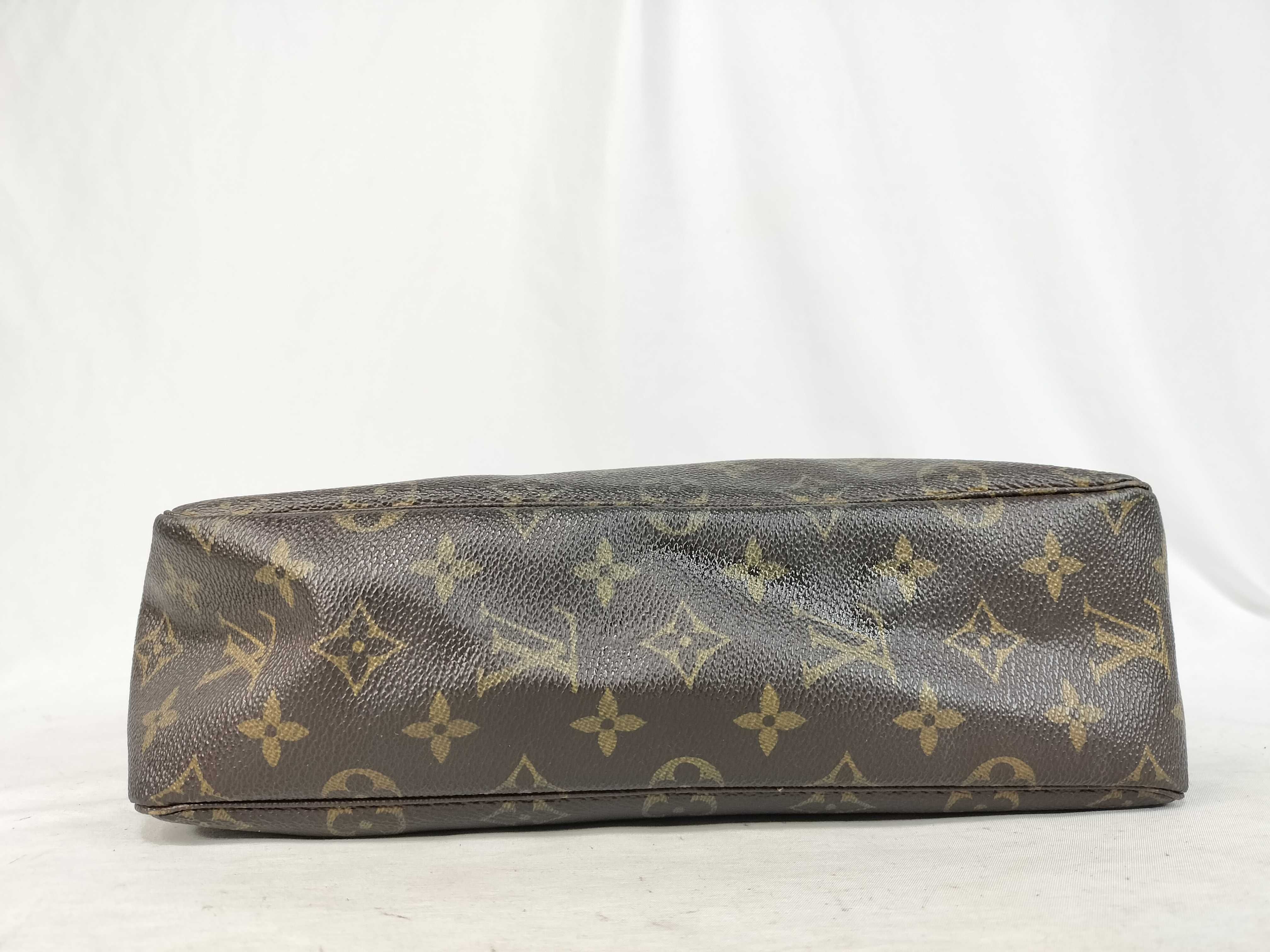 Monogram Louis Vuitton Trousses Toilette 28 Monogram M47522 Second Bag — view 5