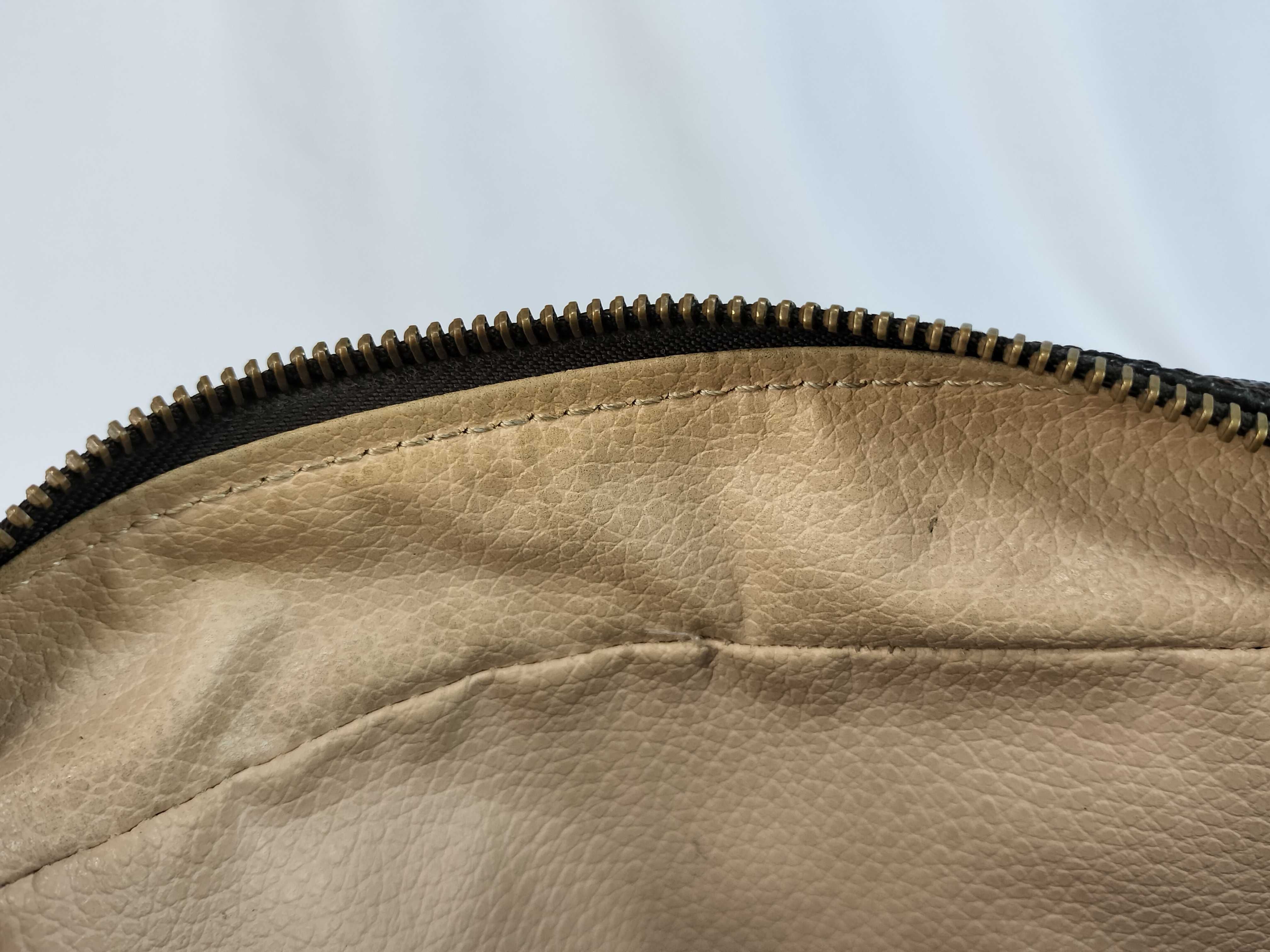 Monogram Louis Vuitton Trousses Toilette 28 Monogram M47522 Second Bag — view 10