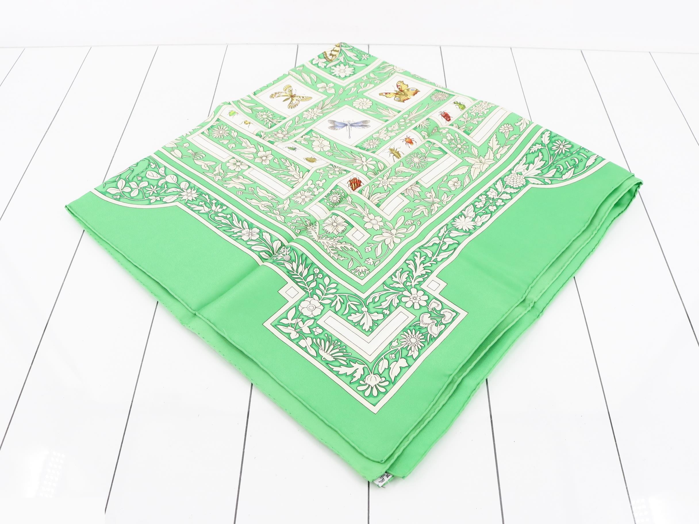 scarf — view 2