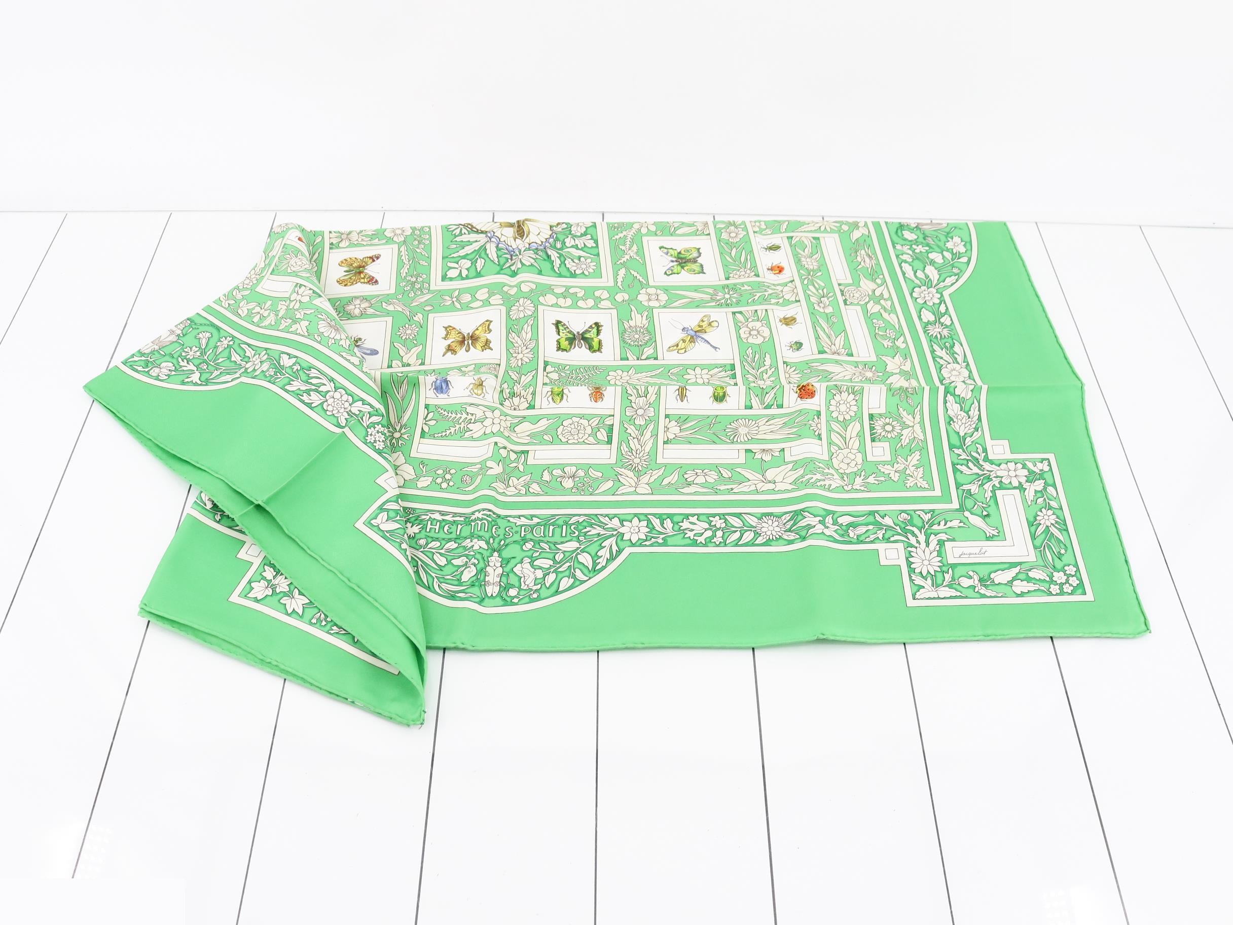 scarf — view 3