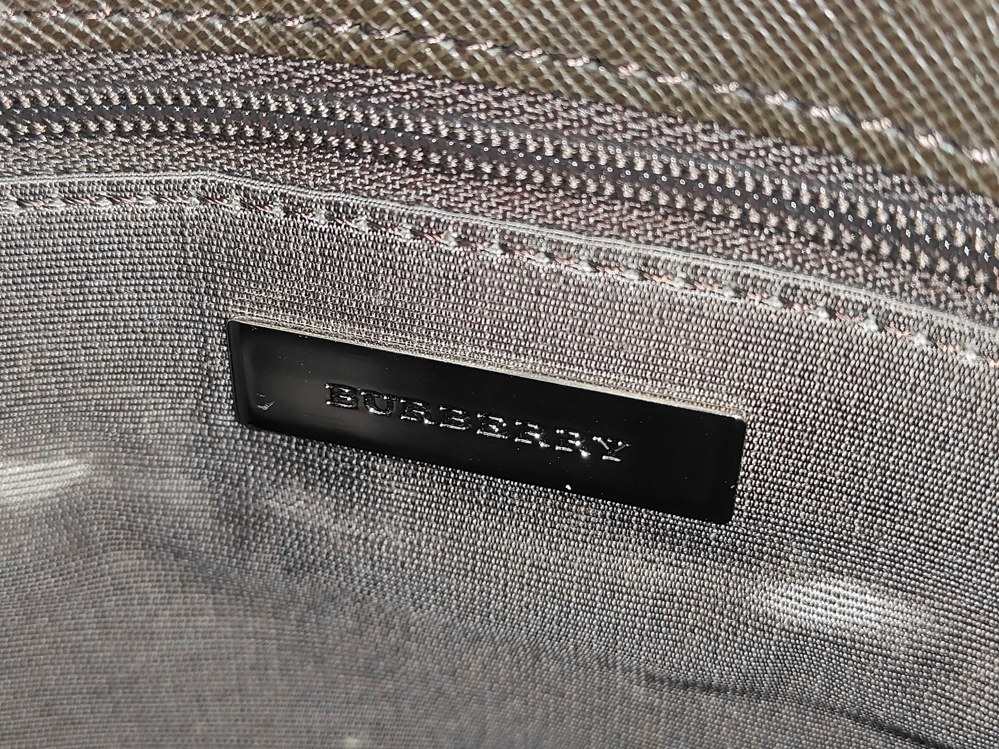 Shoulder Bag and other Burberry bags. — view 10