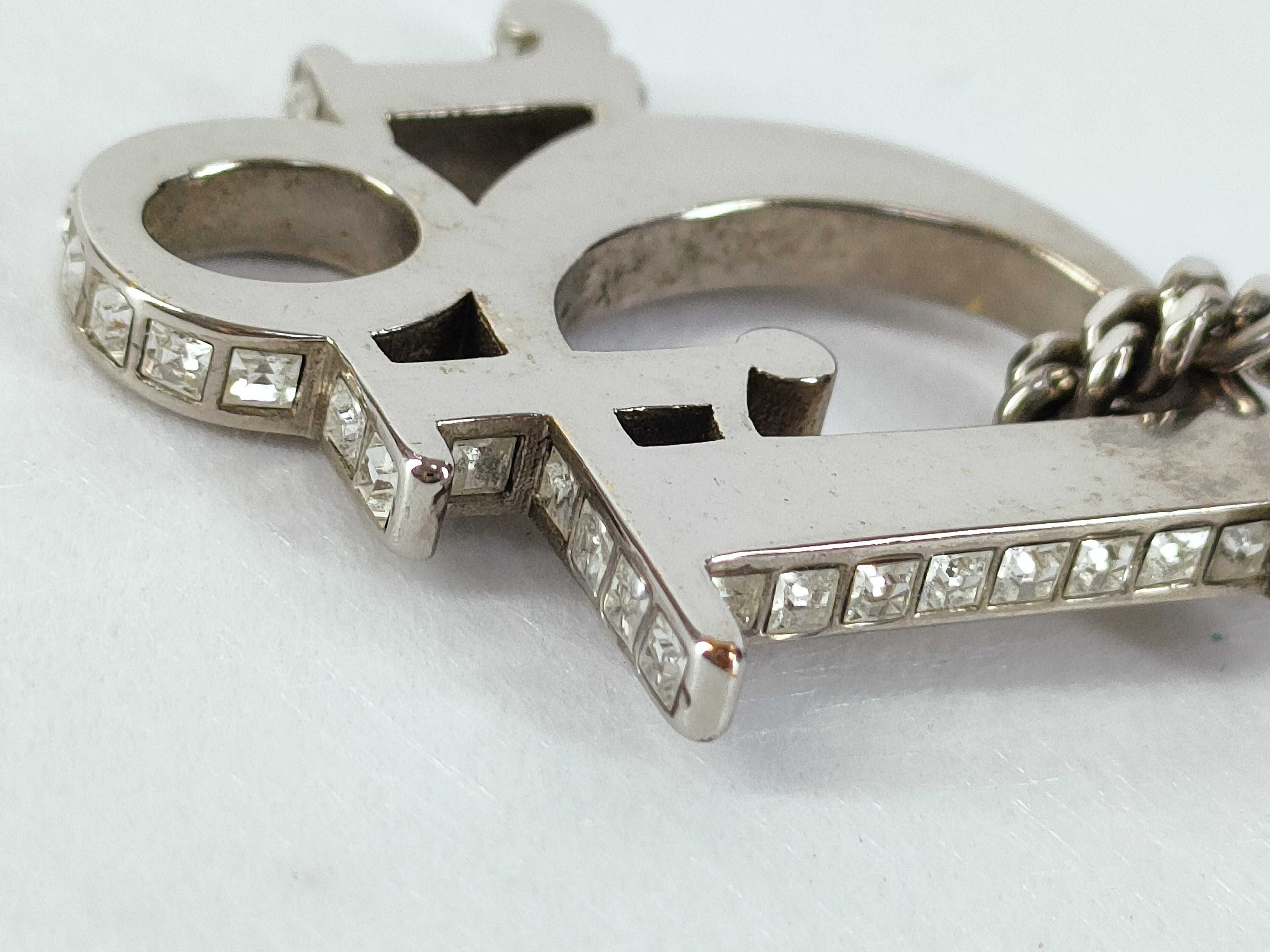 logo rhinestone silver curb chain necklace — view 8