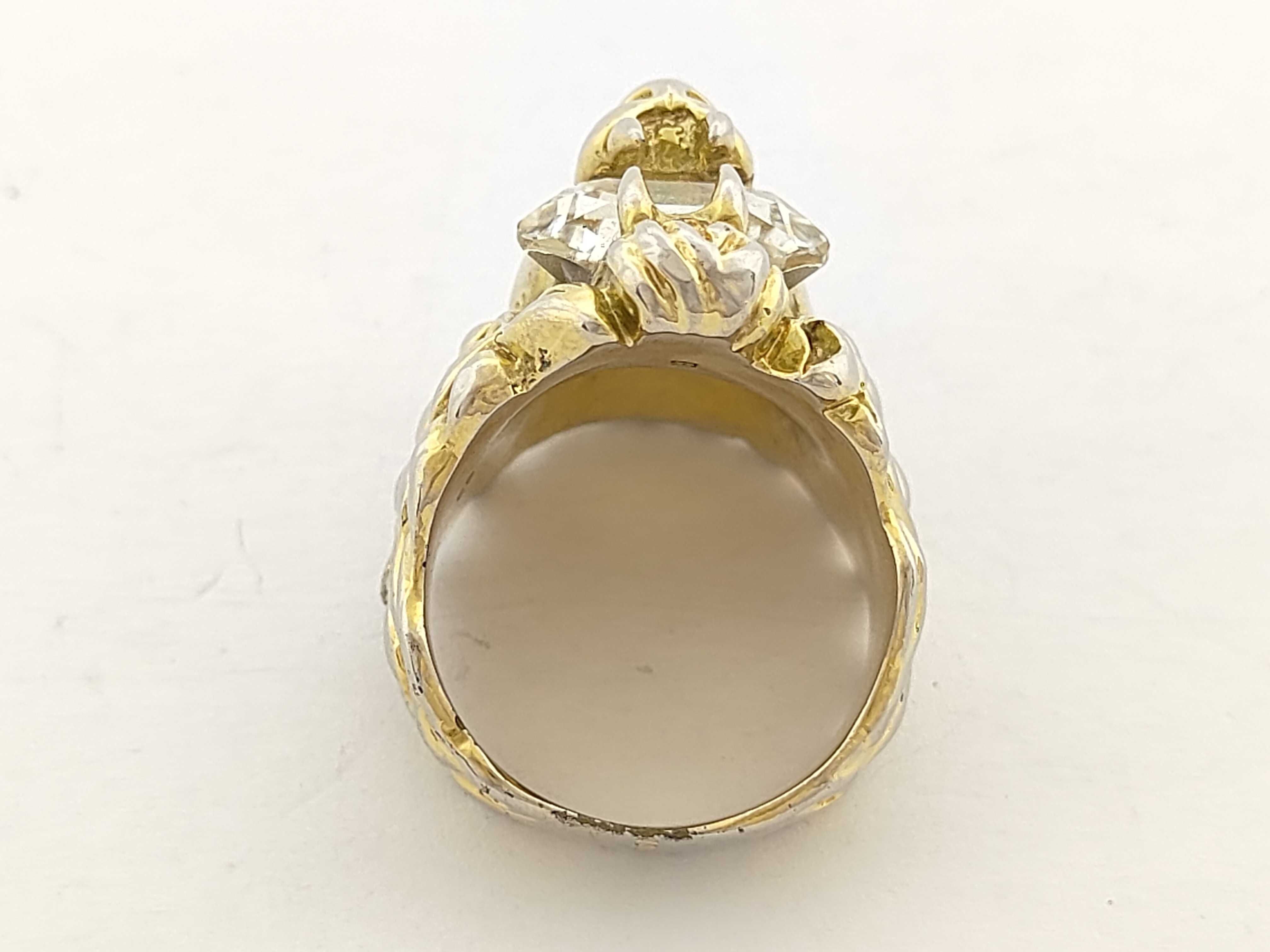 ring — view 11