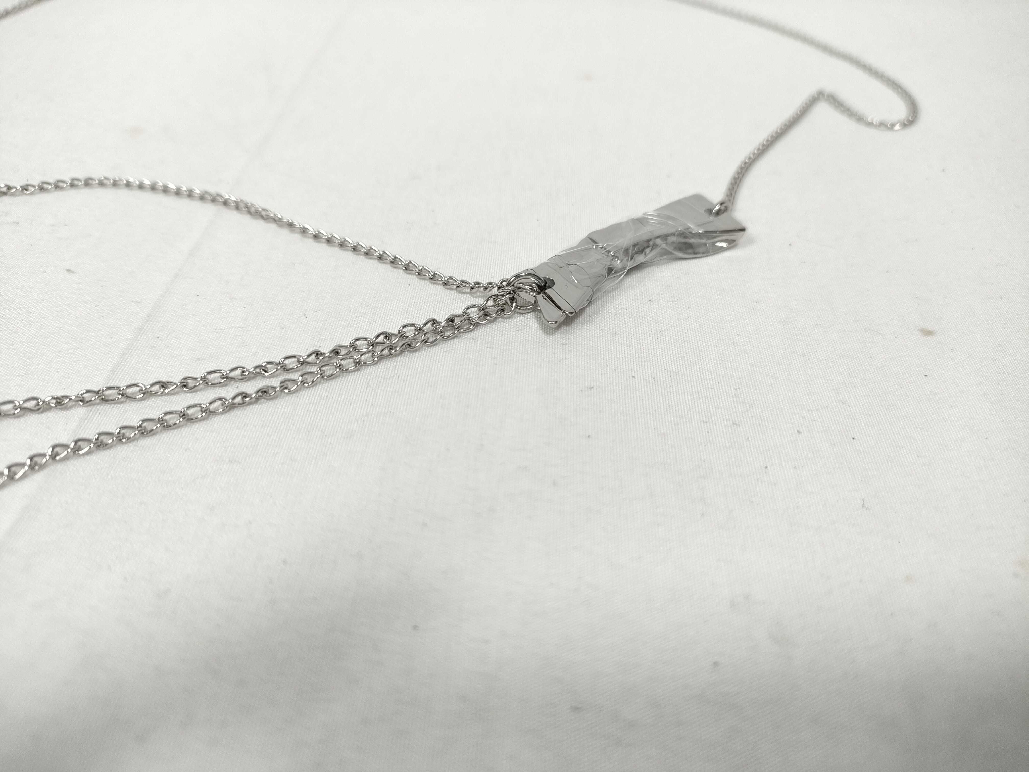 Necklace CD Logo Star Ribbon Box Necklace — view 4