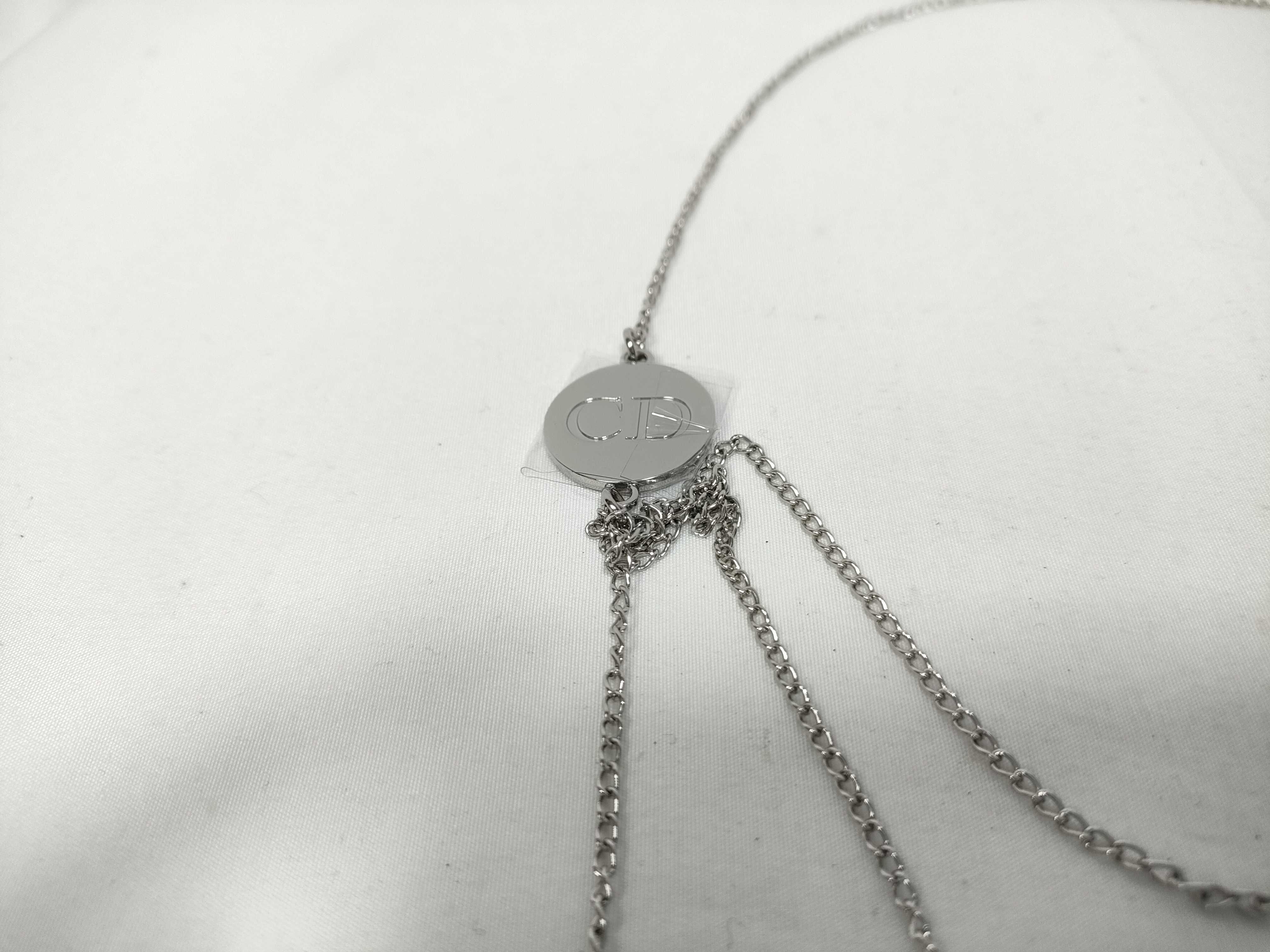 Necklace CD Logo Star Ribbon Box Necklace — view 5