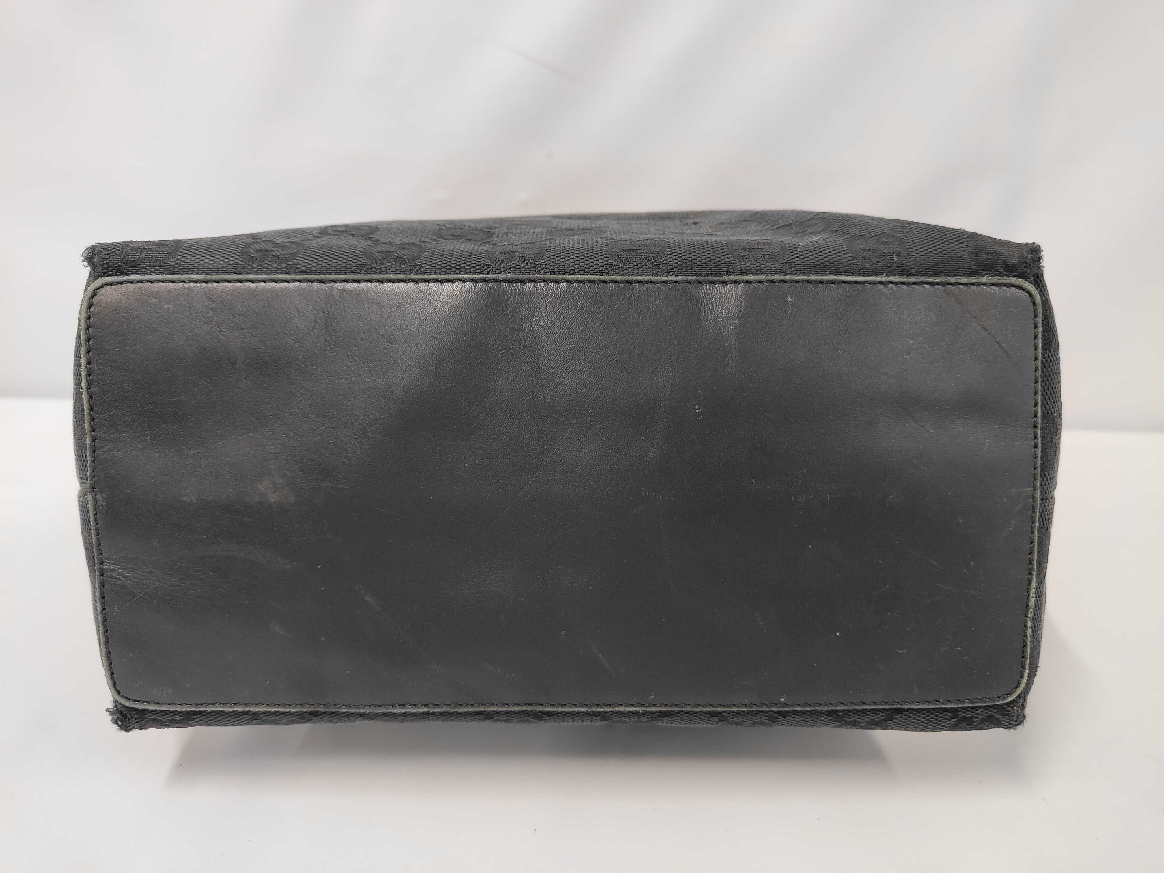 002.1098 Handbag GG Canvas Handbag — view 3