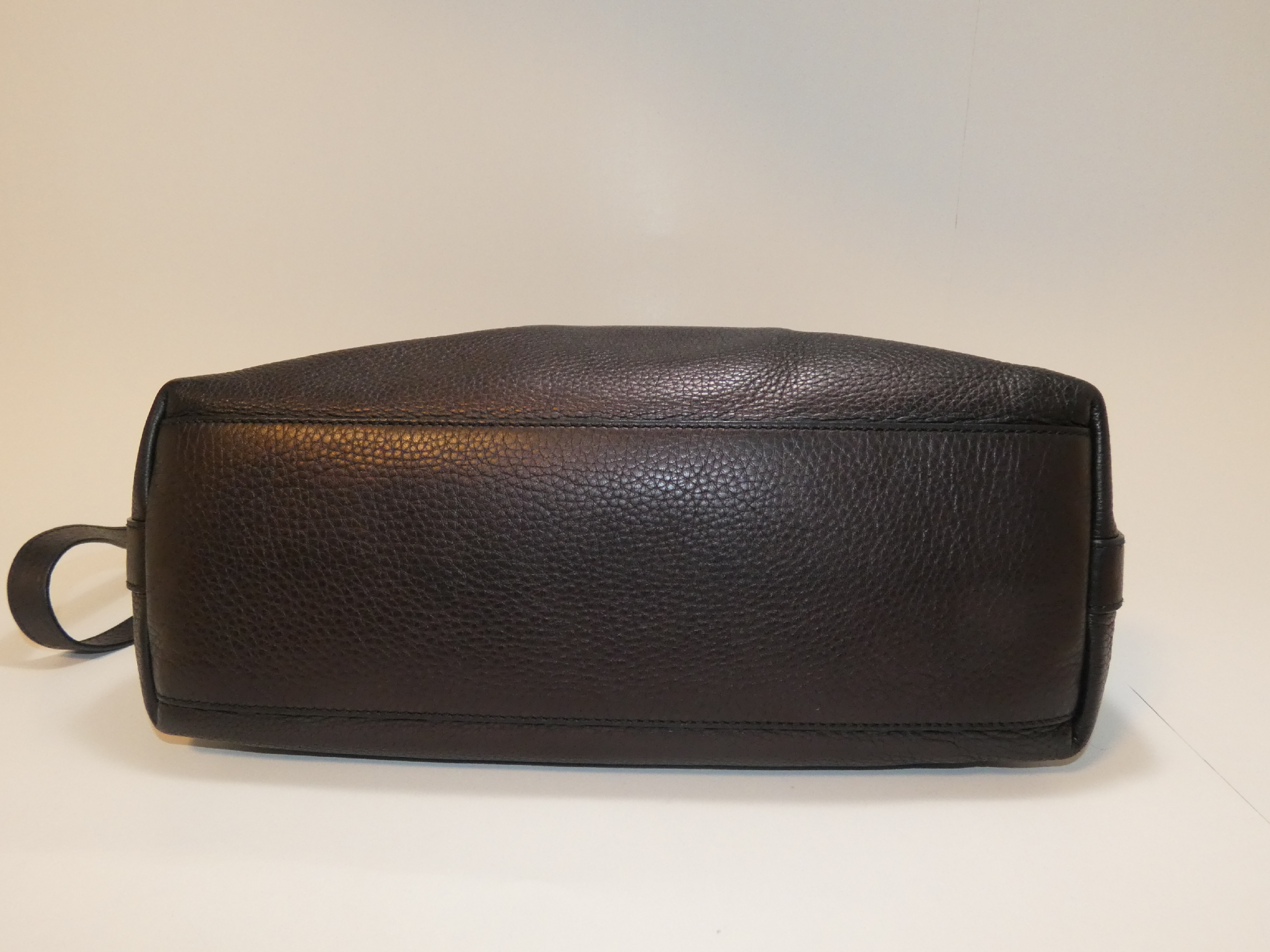 2-way Interlocking Black Leather Shoulder Bag — view 6