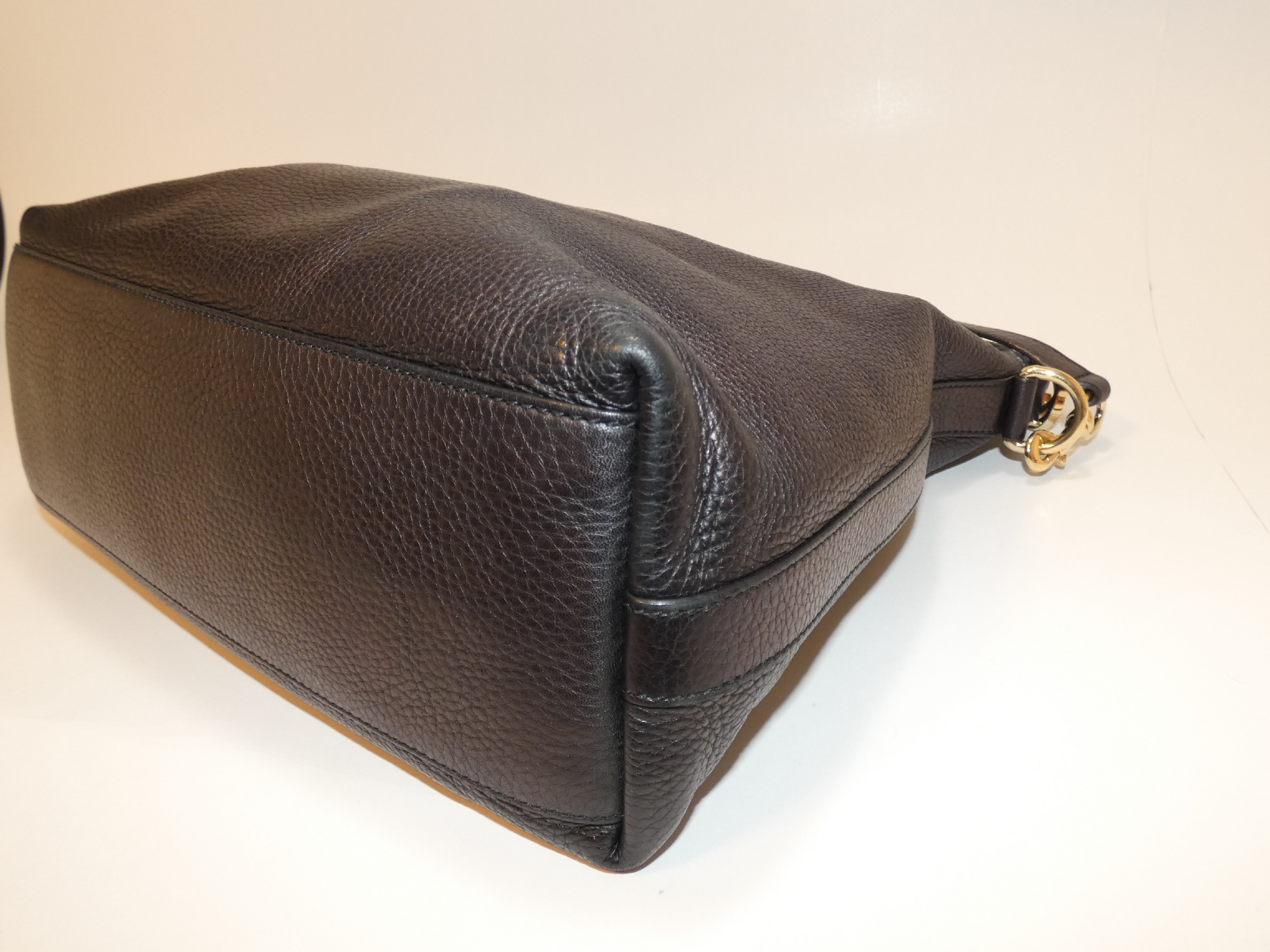 2-way Interlocking Black Leather Shoulder Bag — view 9