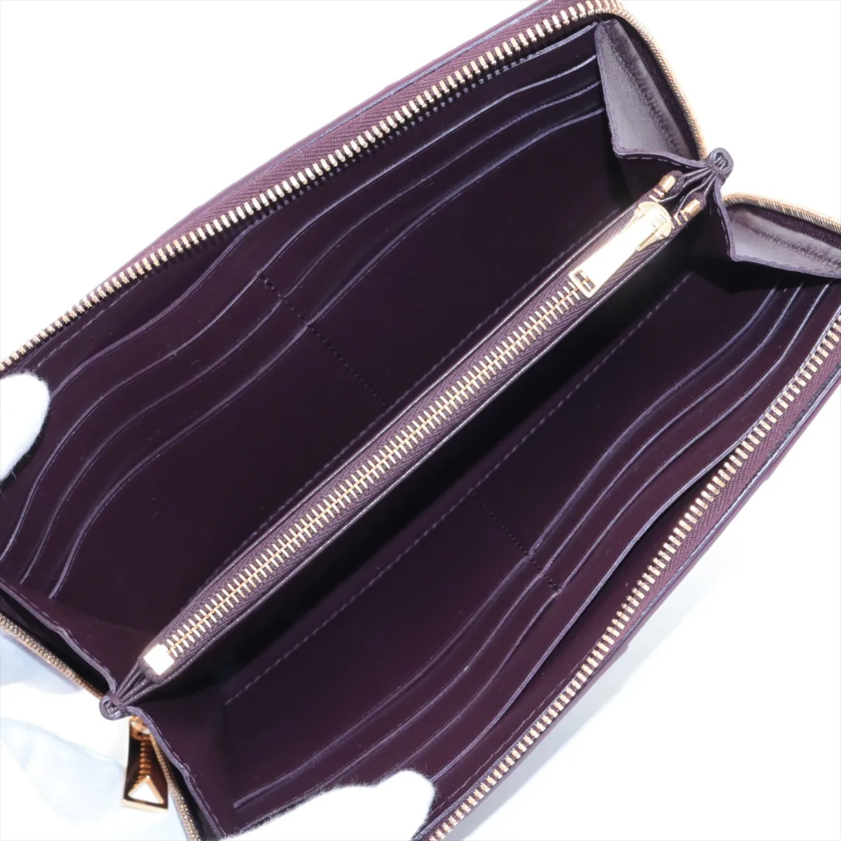 Maxi Intrecciato Cassette Leather Round Zip Wallet, Bordeaux — view 3
