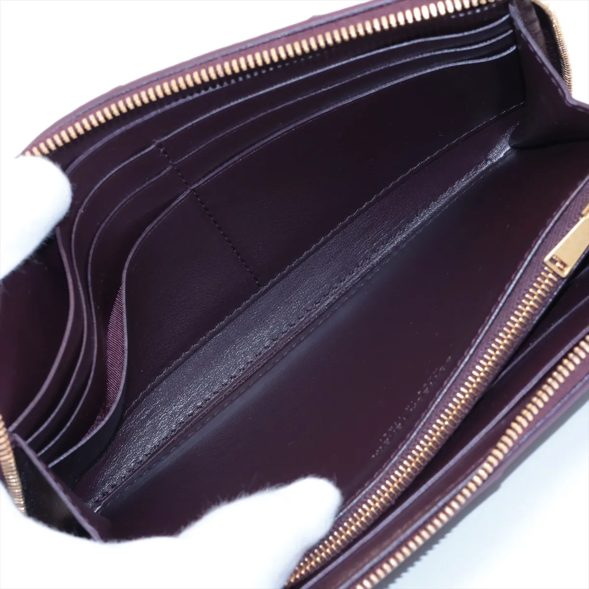 Maxi Intrecciato Cassette Leather Round Zip Wallet, Bordeaux — view 5