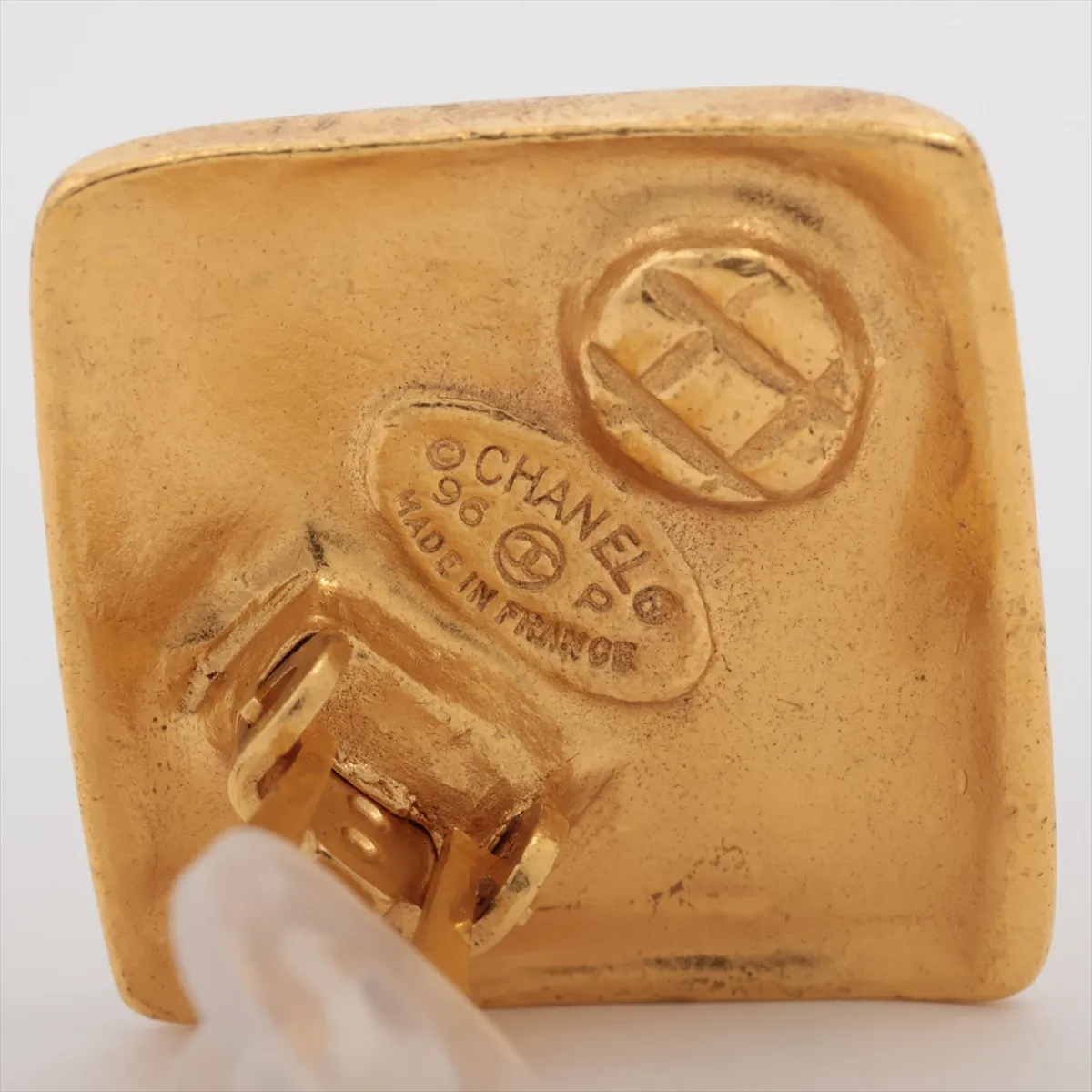 Coco Mark 96P Earrings (Pair) GP Gold - — view 5