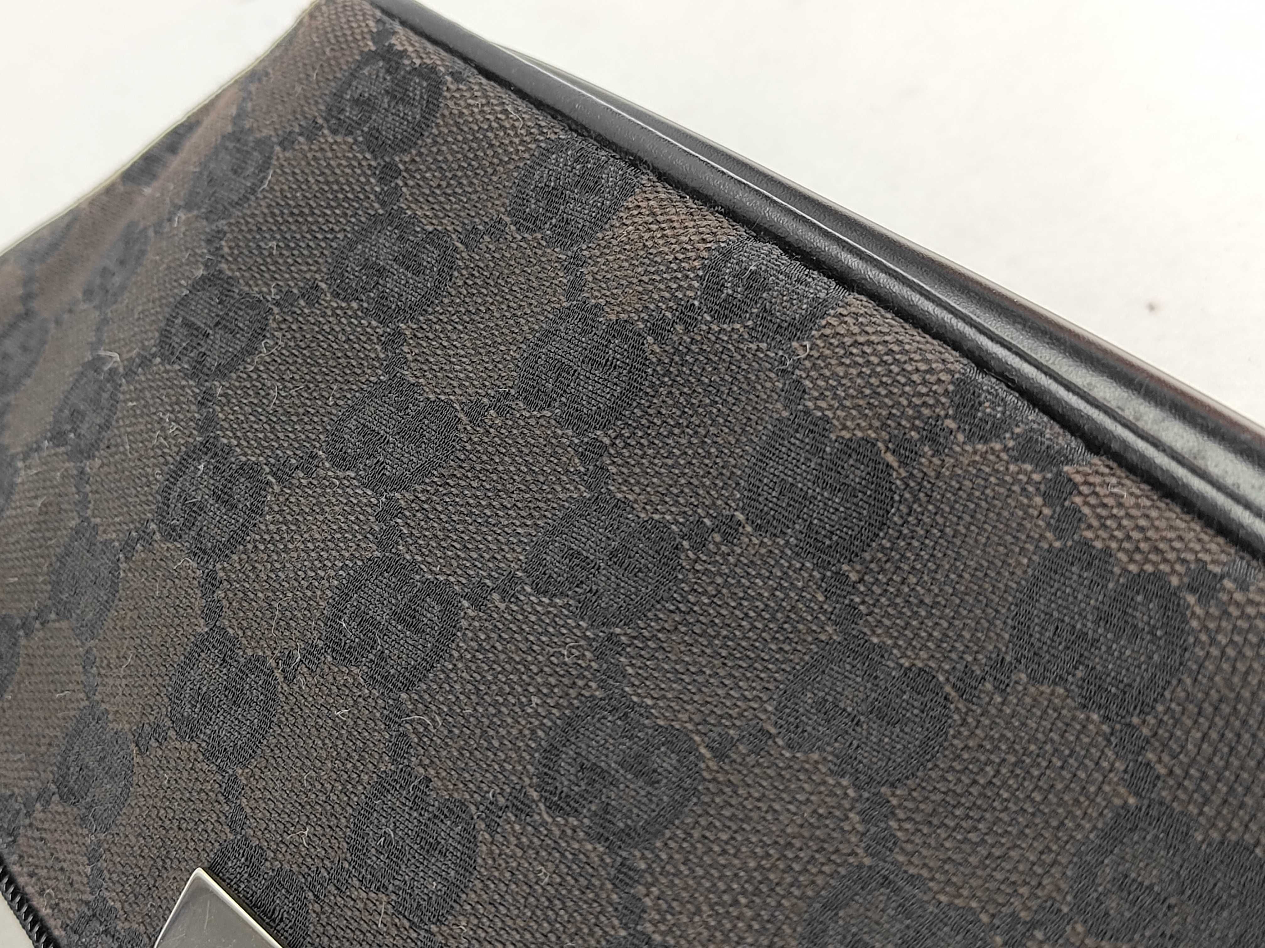GG Canvas GG Pattern Limited Color Accessory Pouch Handbag — view 15